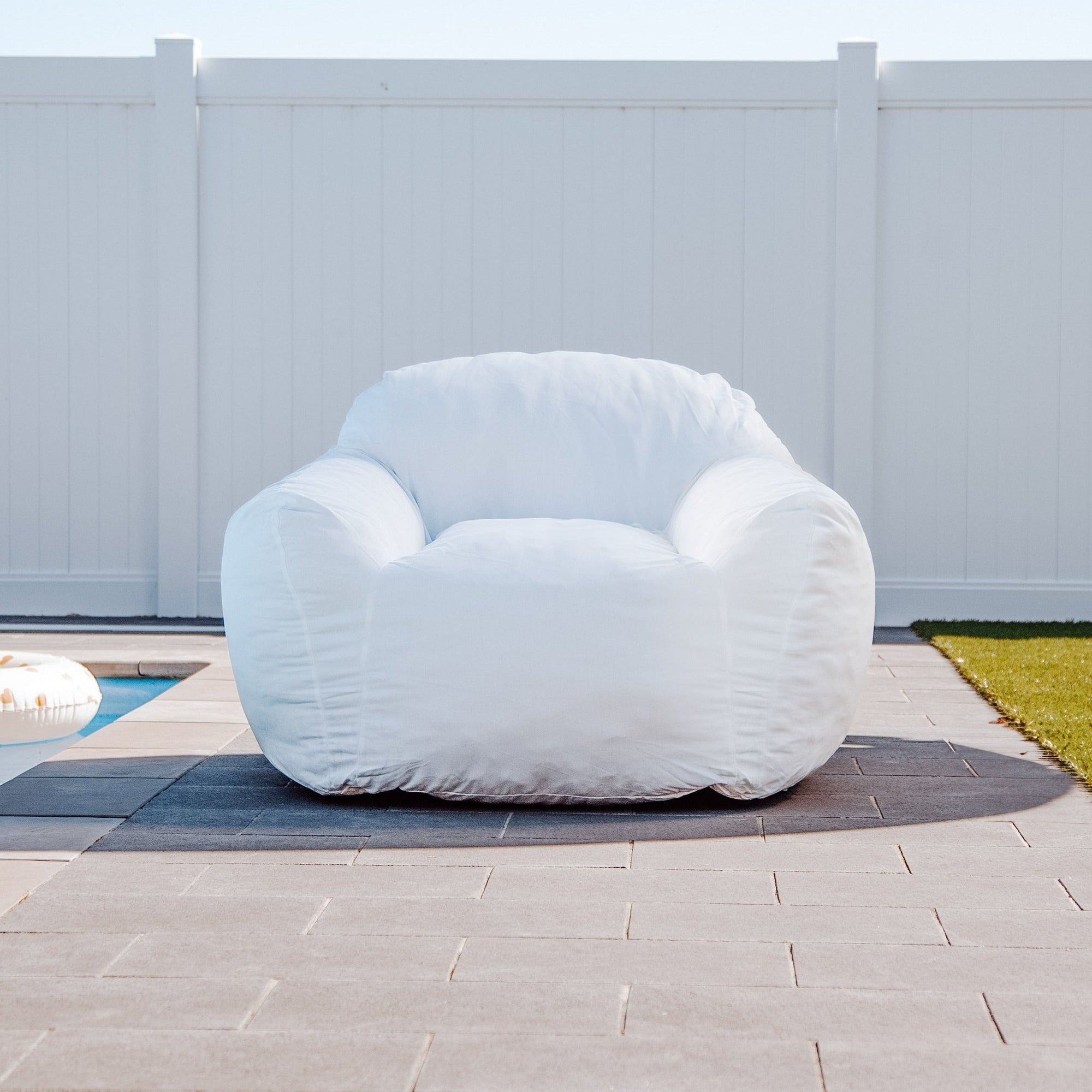 Ivory & Deene Outdoor DreamPod® Chair - Comfortable Relaxation