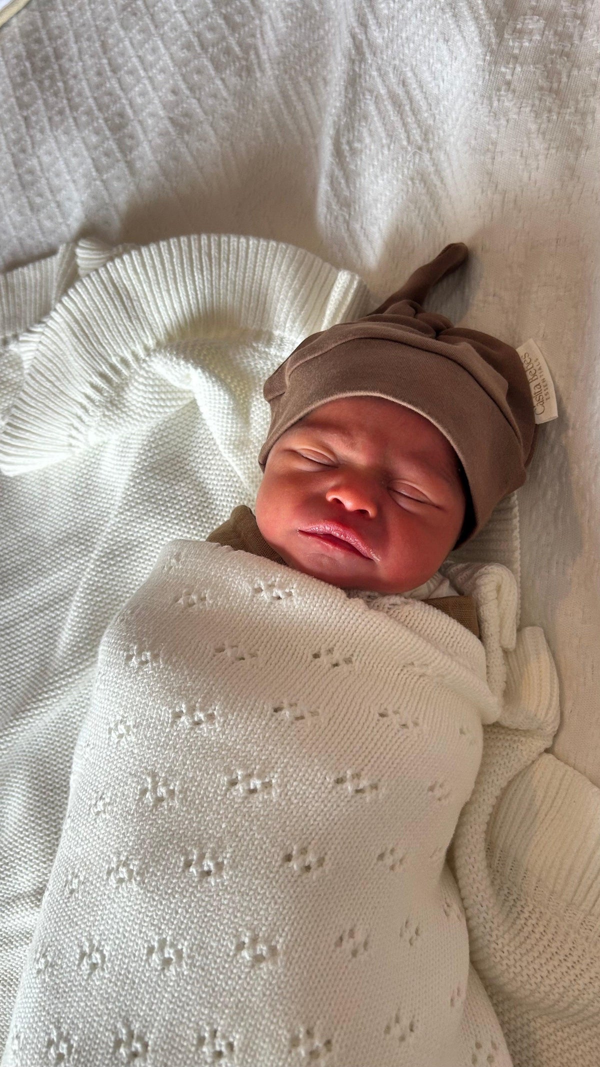 Essentīals Cozy Knot Beanie in Dusty Brown for Babies