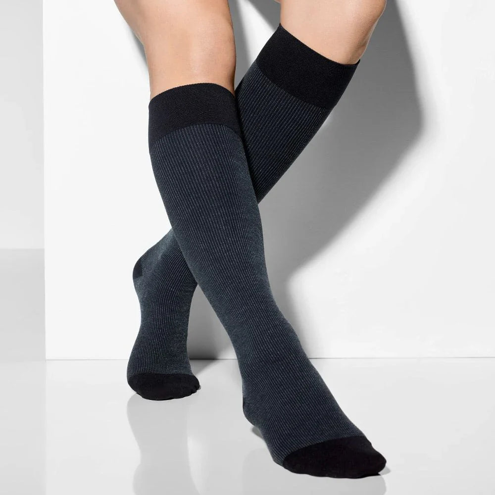 VenoTrain Cocoon Compression Stockings - Knee High Closed Toe Black