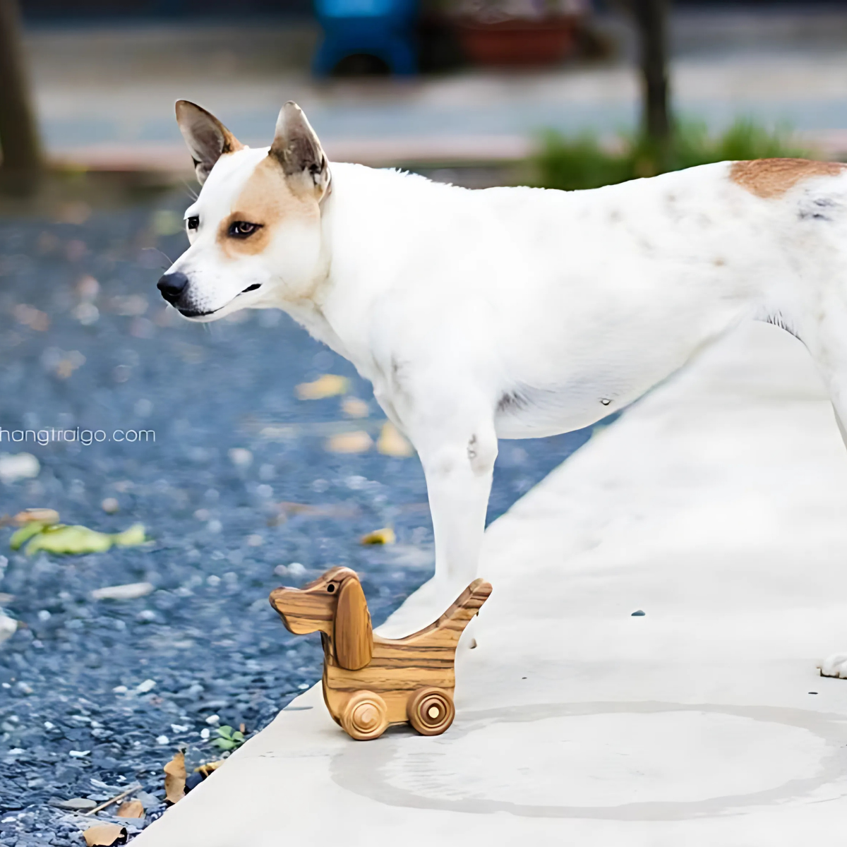 Ear-Flapping Wooden Dog – Montessori Roleplay Toy (Age 2+)