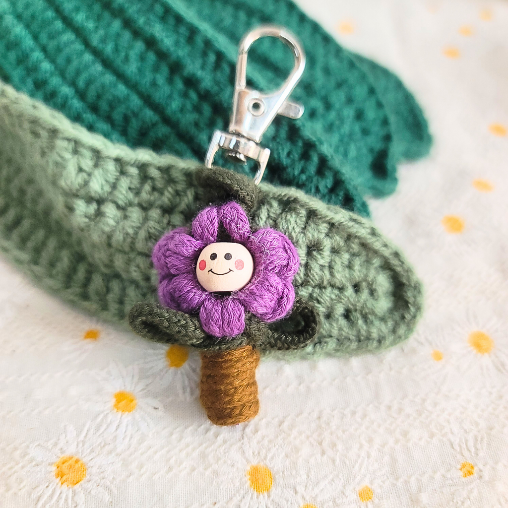 Handmade Macrame Smiley Flower Keychains – Set of 5 | Eco Gift AU Stock