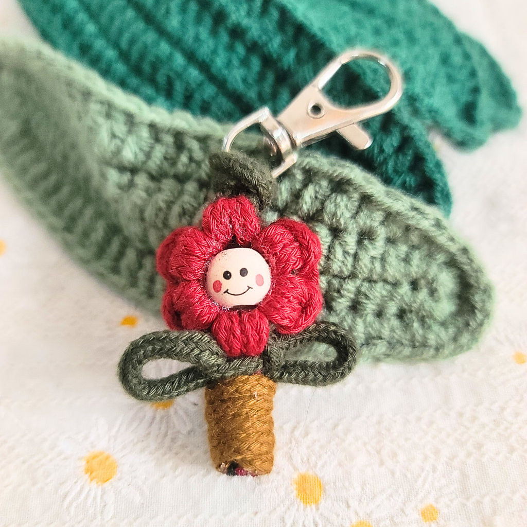 Handmade Macrame Smiley Flower Keychains – Set of 5 | Eco Gift AU Stock