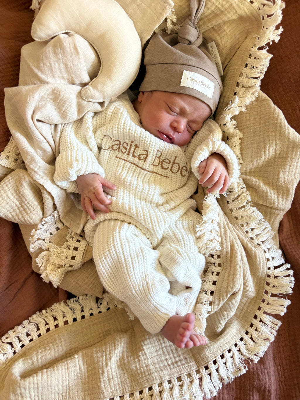 Essentīals Organic Cotton Neutral Tuscan Tassel Blanket - Super Soft & Cozy