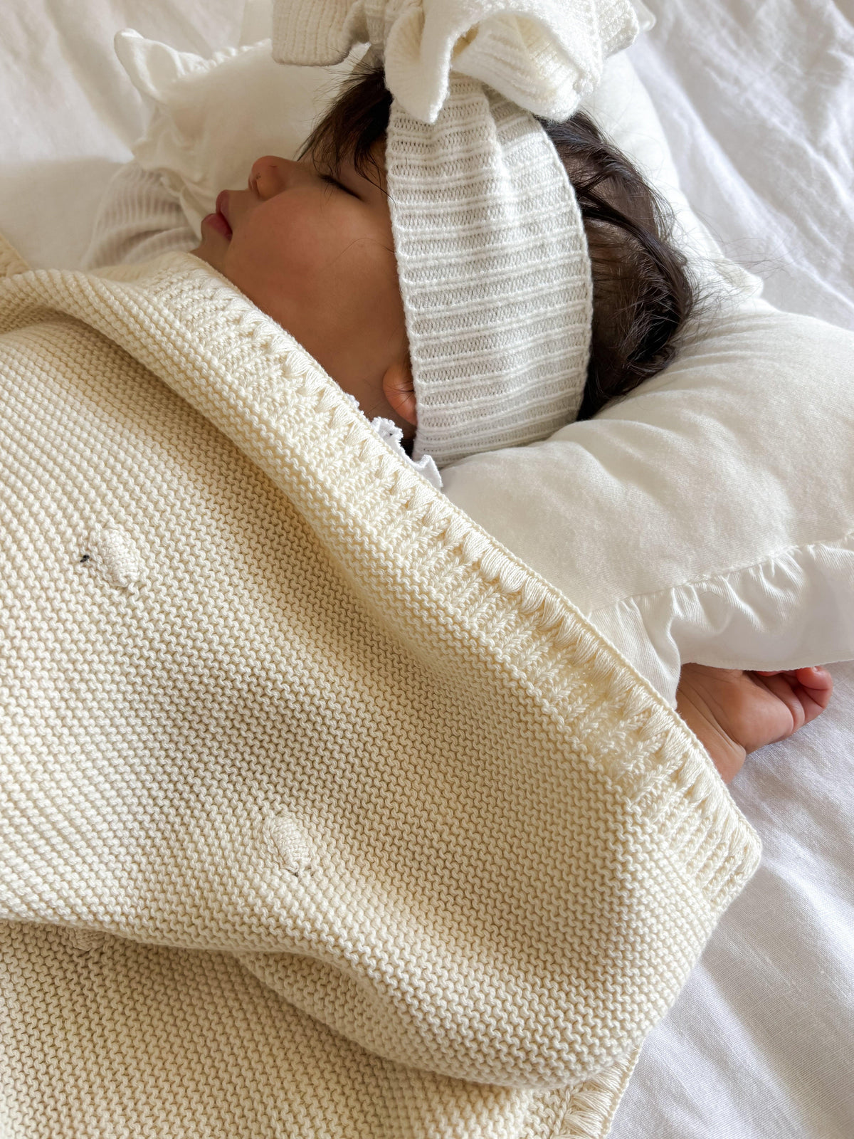 Essentīals Bubble Knit Blanket
