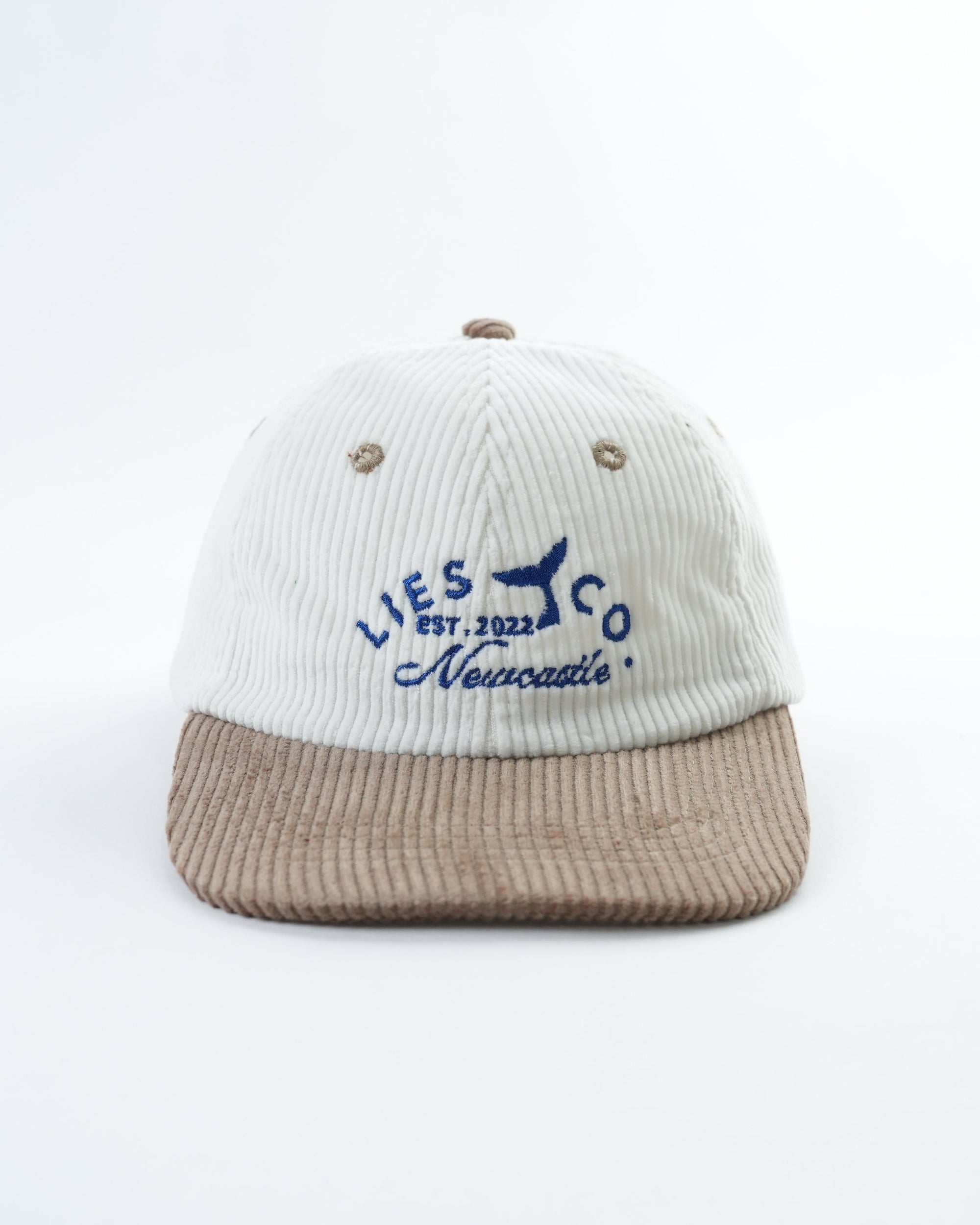 Stylish Whale Tail Mini Lid - Perfect Retro Cap for All Occasions