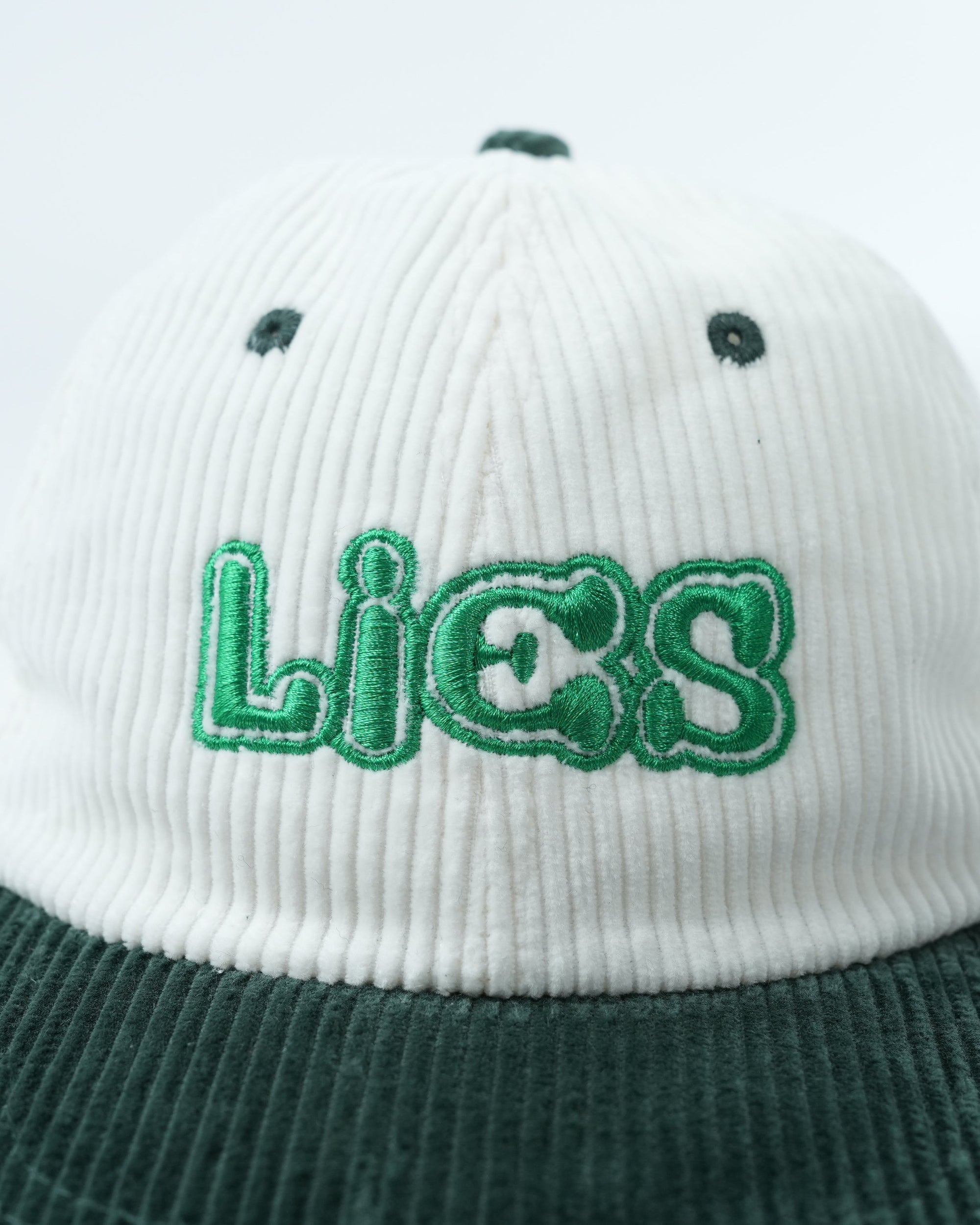 Lies Classic Green Corduroy Hat - Versatile & Stylish Headwear