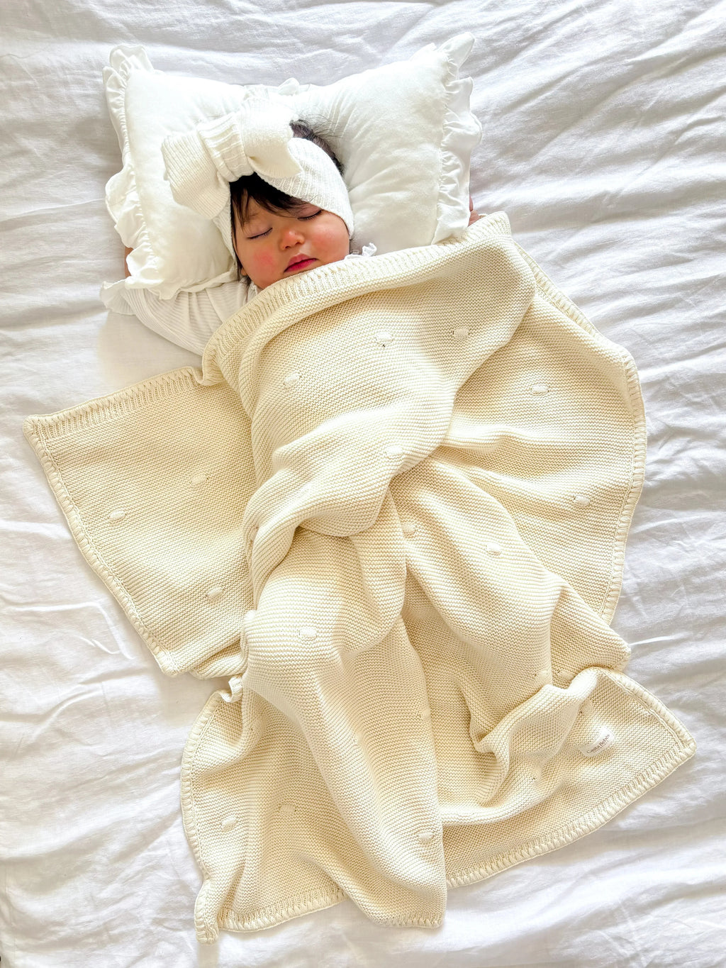 Essentīals Bubble Knit Blanket
