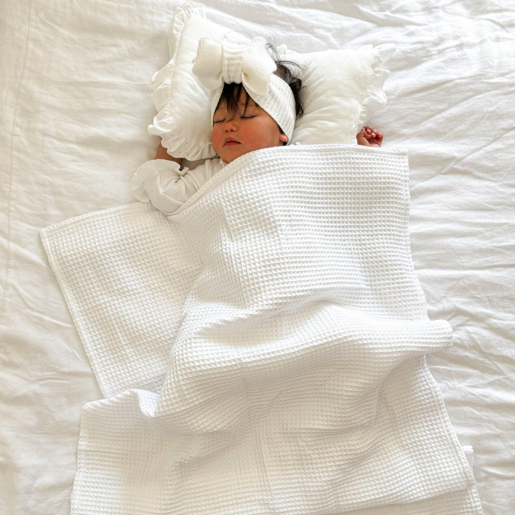 Essentīals Organic Cotton Waffle Blanket for Newborns - Soft & Cozy
