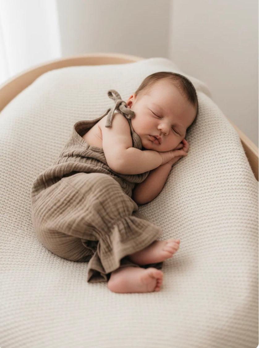 Mamīta Khaki Jumpsuit for Stylish Comfort - Eco-Friendly Design