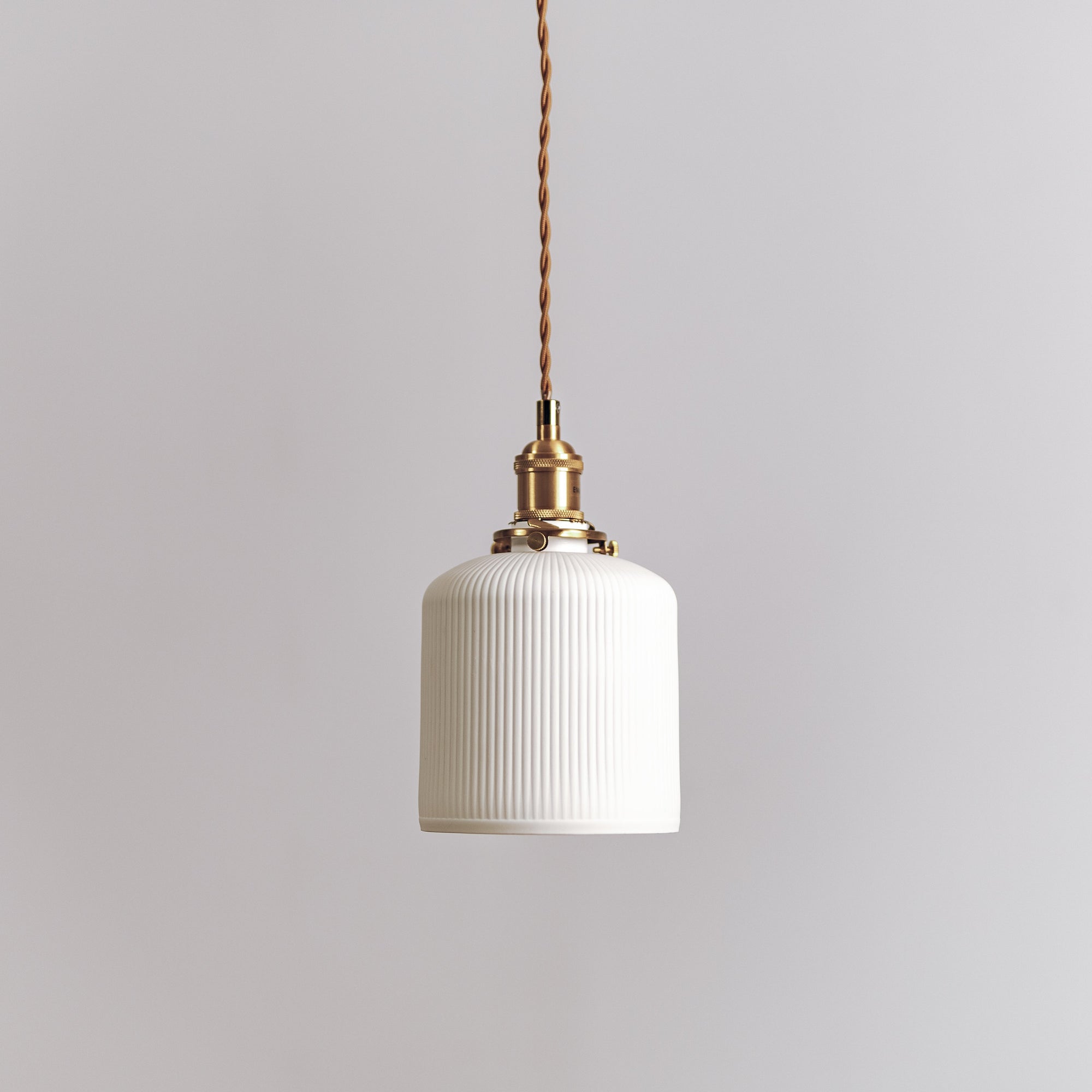 Gloria Ceramic Pleated Pendant Light - Modern Vintage Design