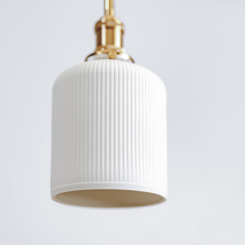 Gloria Ceramic Pleated Pendant Light - Modern Vintage Design