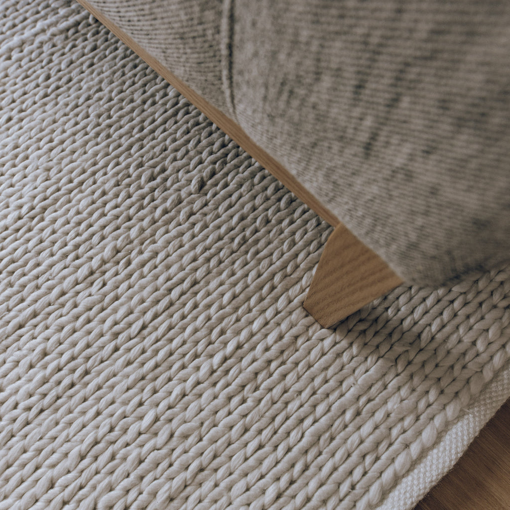 Kiara Handwoven Eco-Friendly Floor Rug in White Tones