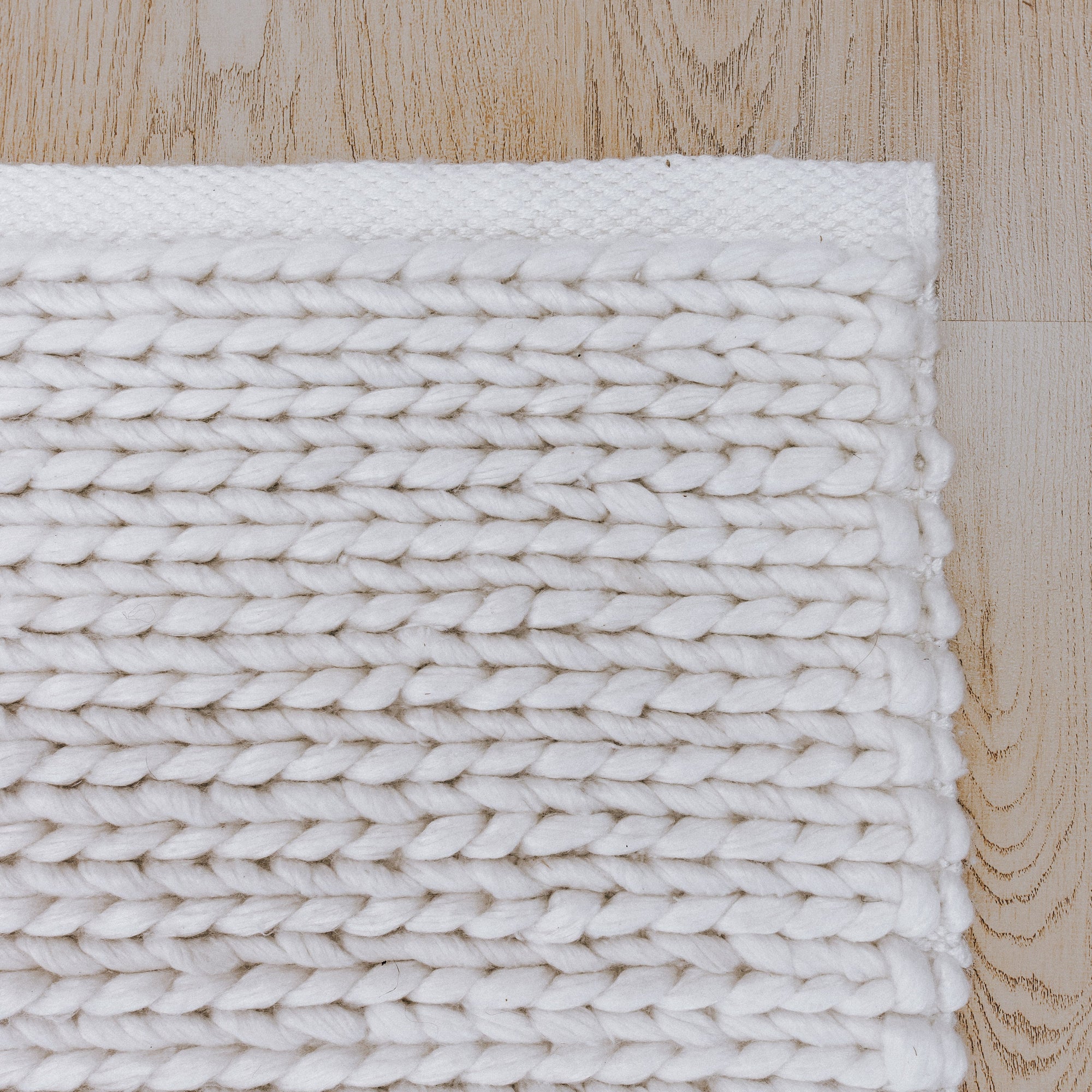 Kiara Handwoven Eco-Friendly Floor Rug in White Tones