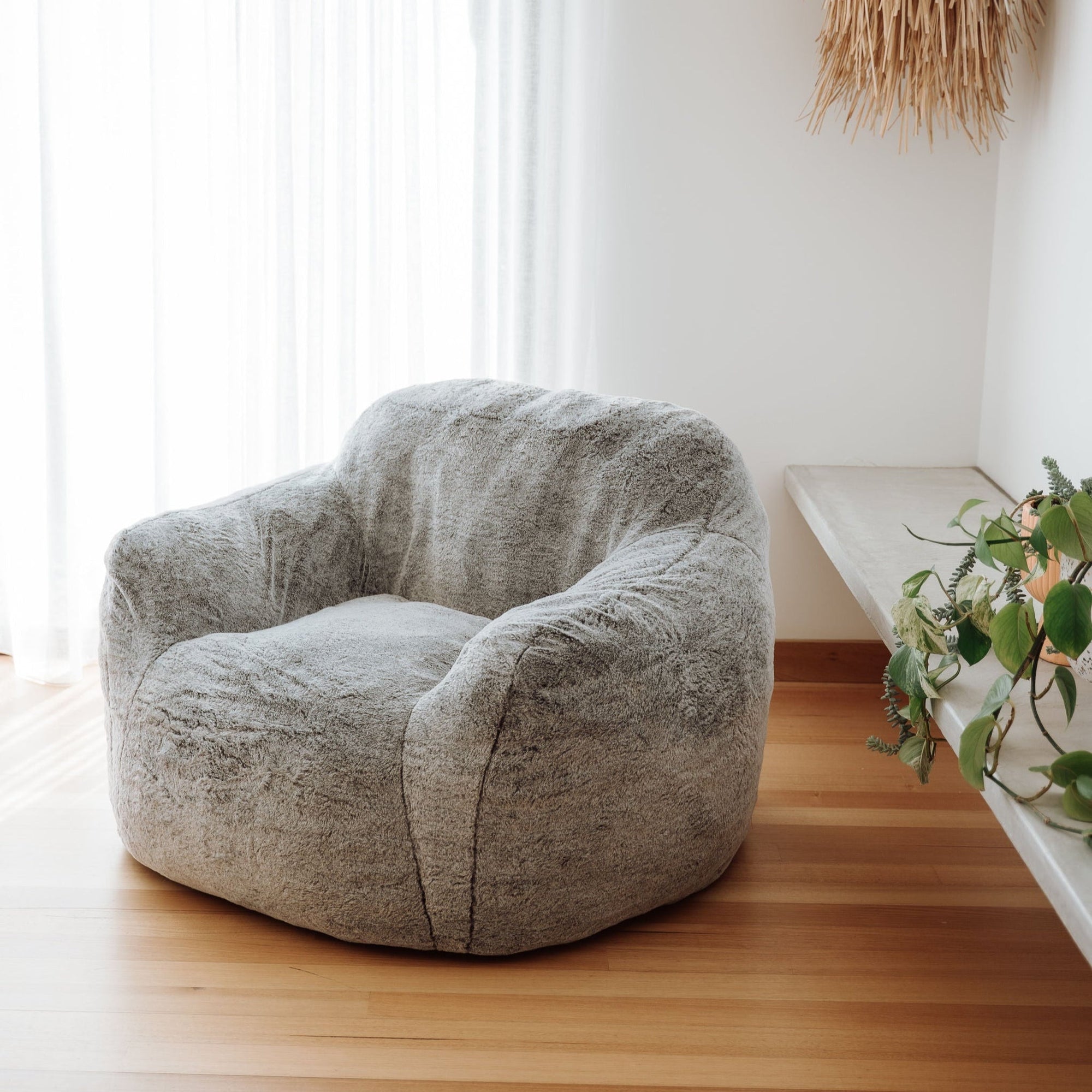 DreamPod® Alpine Grey Chair - Cozy Comfort for Every Occasion