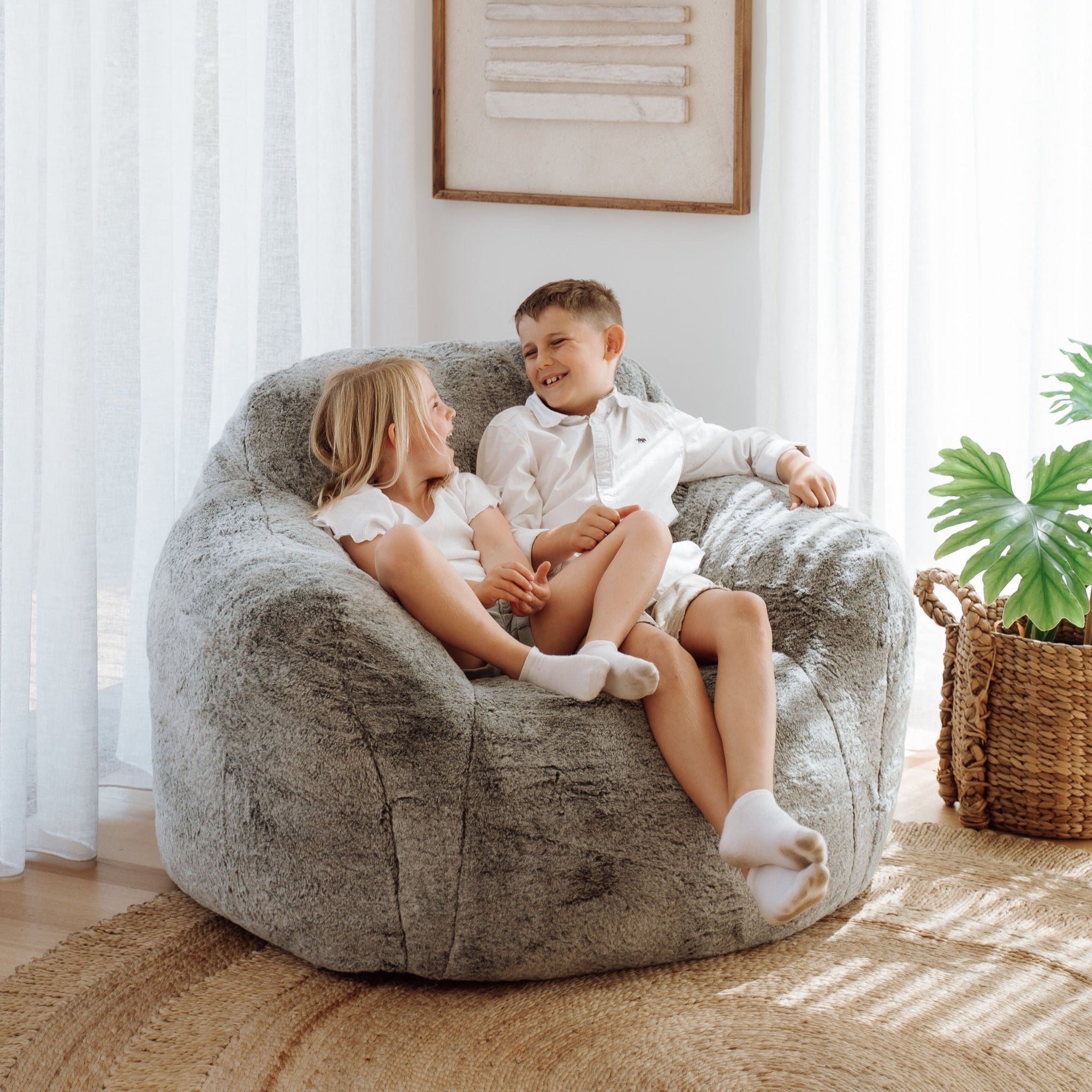 DreamPod® Alpine Grey Chair - Cozy Comfort for Every Occasion