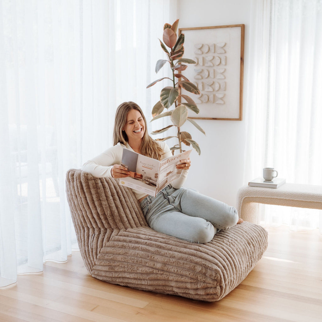 DreamPod® Lounger - Comfortable Taupe Lounge Seat