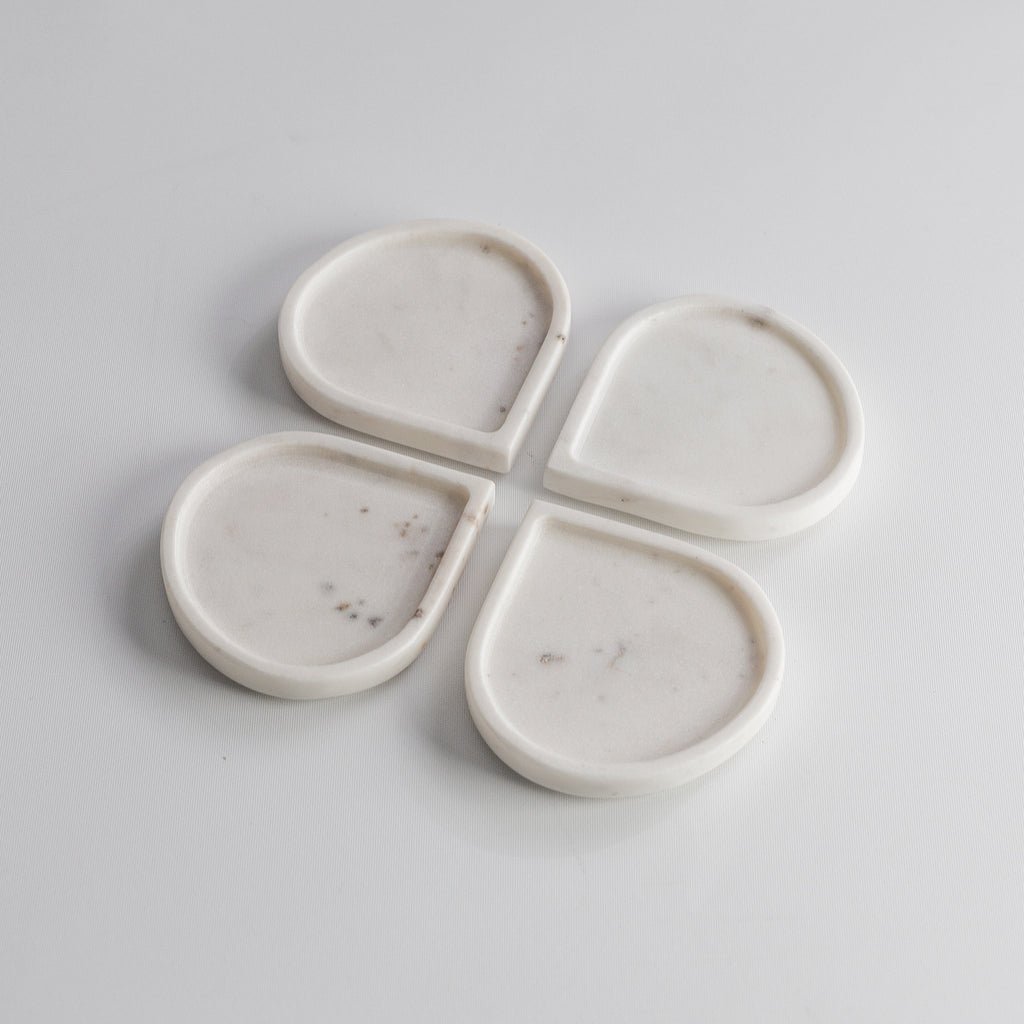 Elegant White Marble Raindrop Coaster Set for Stylish Surfaces