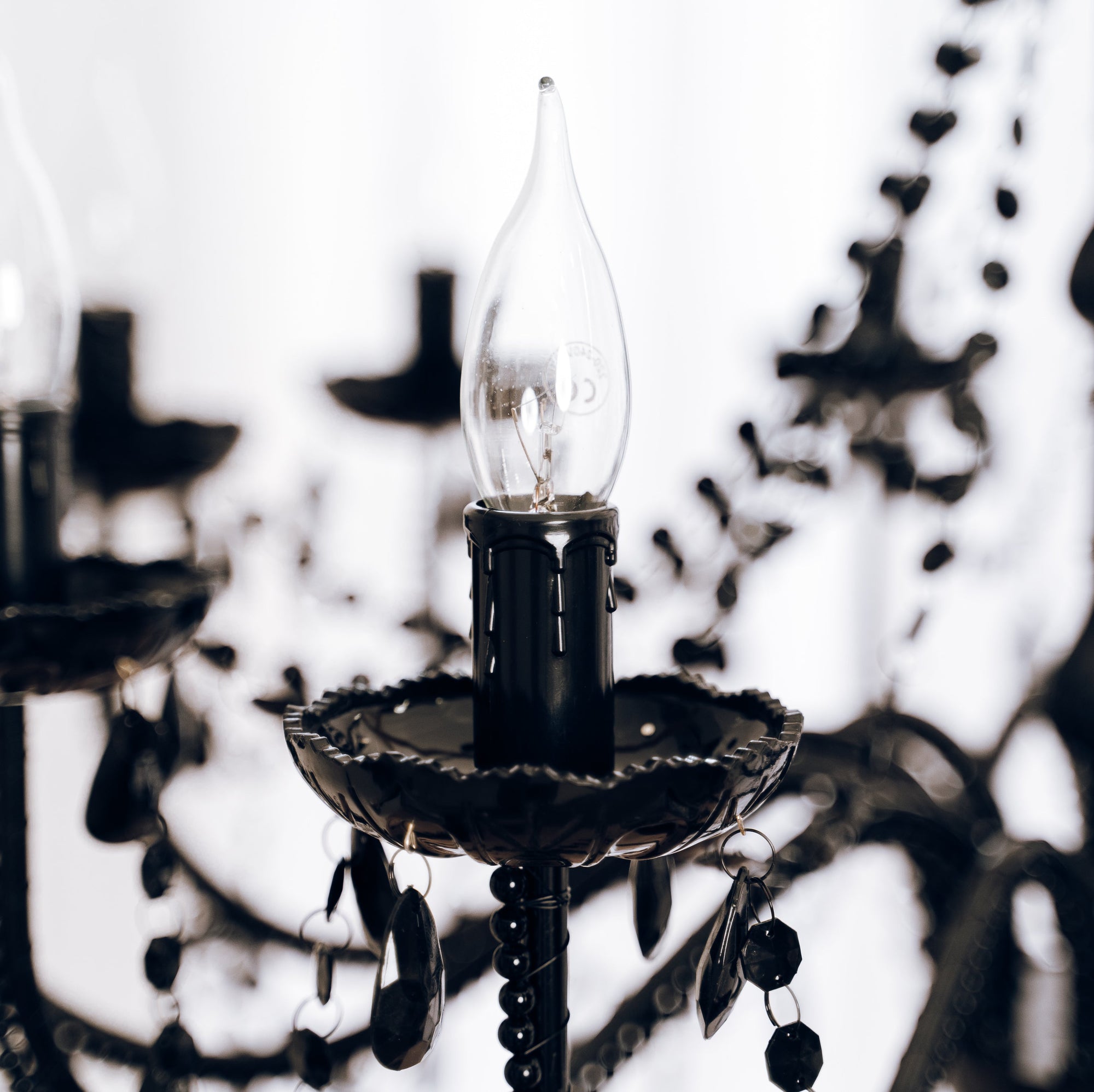 Elegant 12-Light Black Vintage Chandelier for Timeless Style