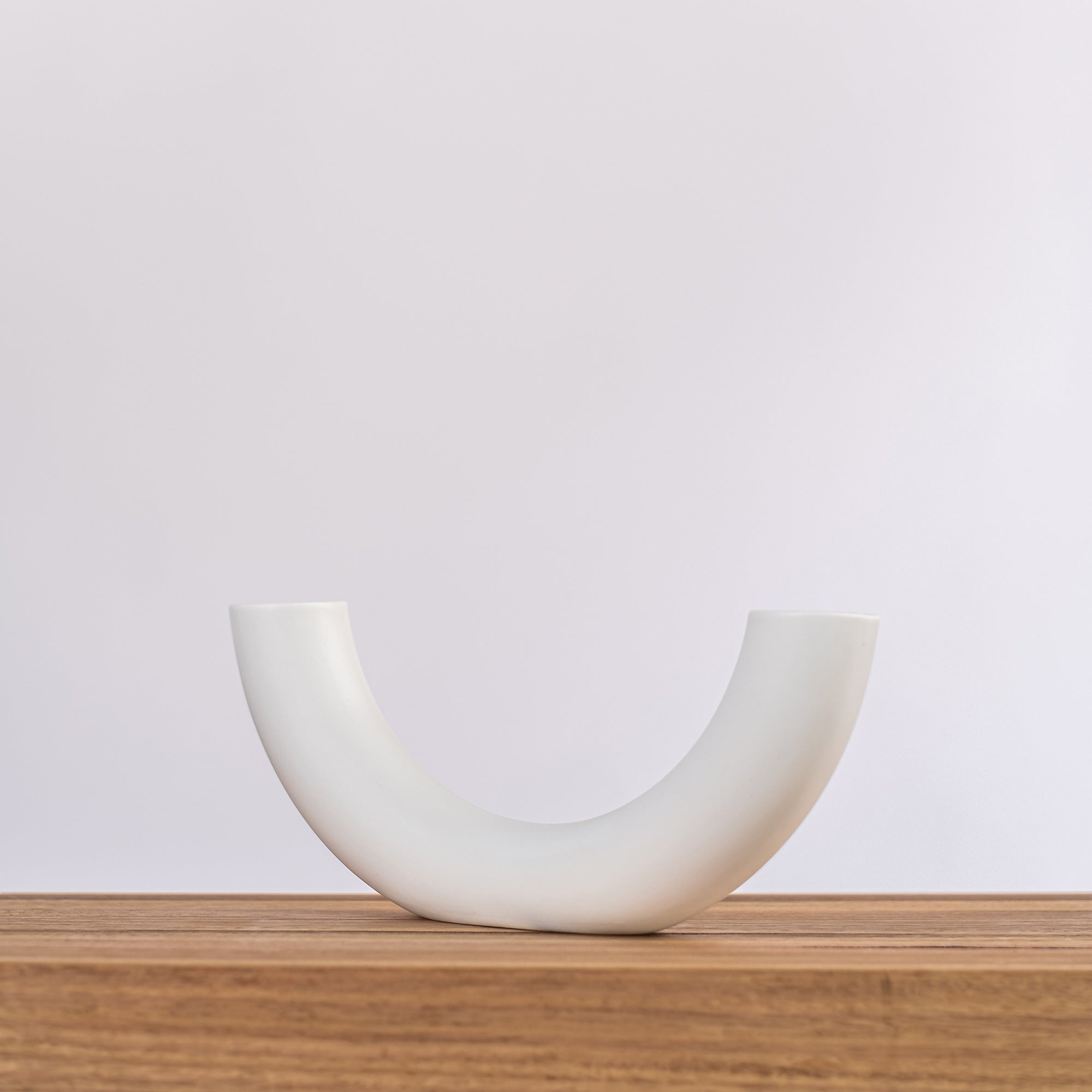 Lotus Ceramic Vase - Elegant Decor for Any Space