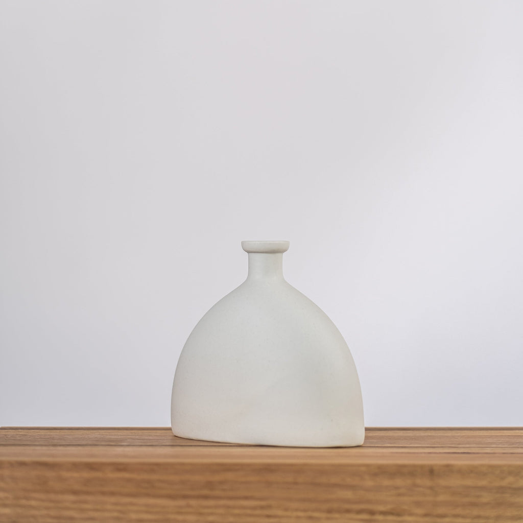 Sophisticated Peony Ceramic Vase - Modern Home Décor Accent