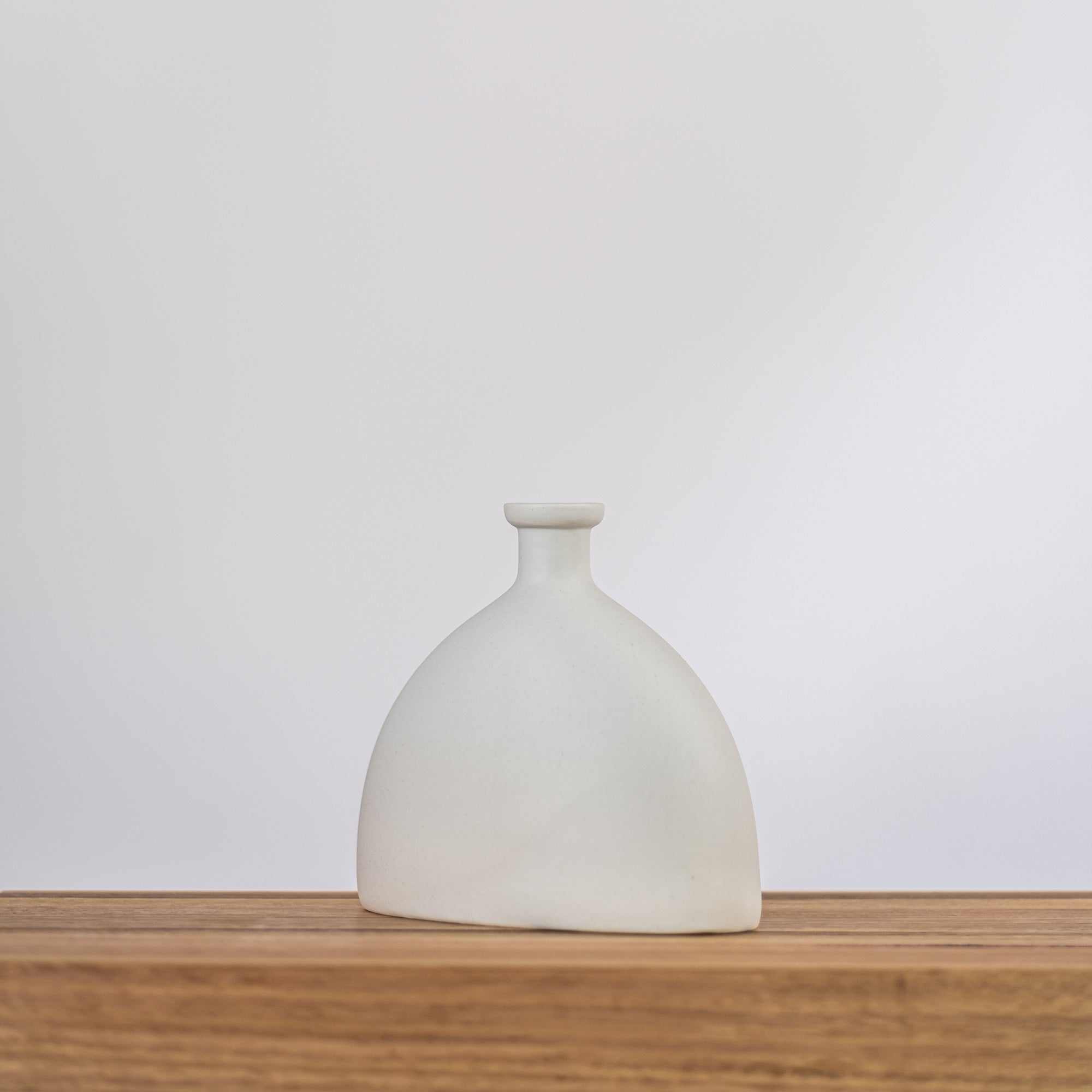 Sophisticated Peony Ceramic Vase - Modern Home Décor Accent
