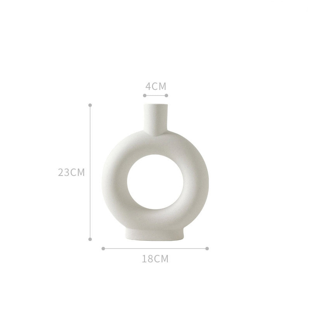 Daisy Ceramic Vase - Sophisticated Home Décor Accent