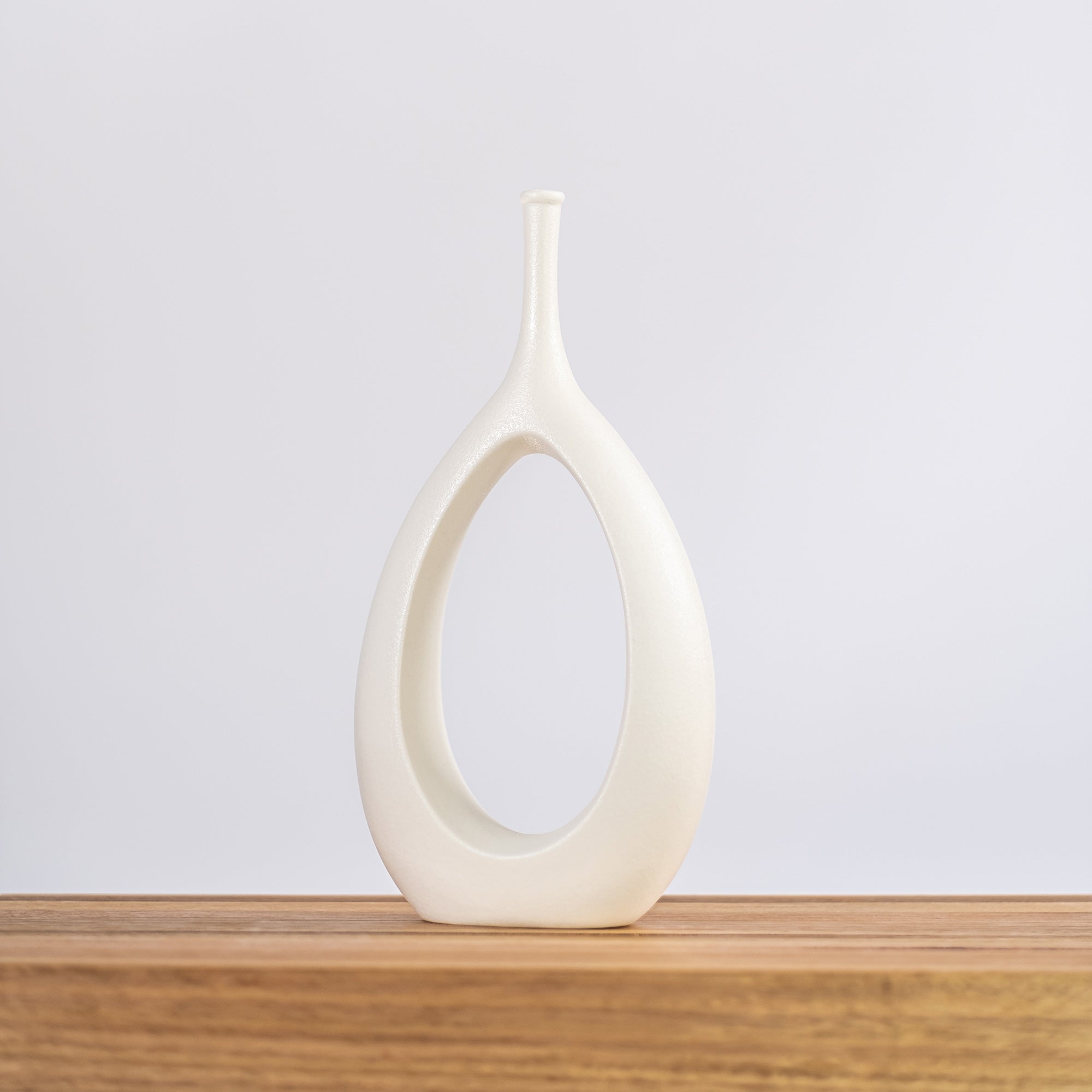 Elegant Orchid Ceramic Vase - Modern Home Décor Accent