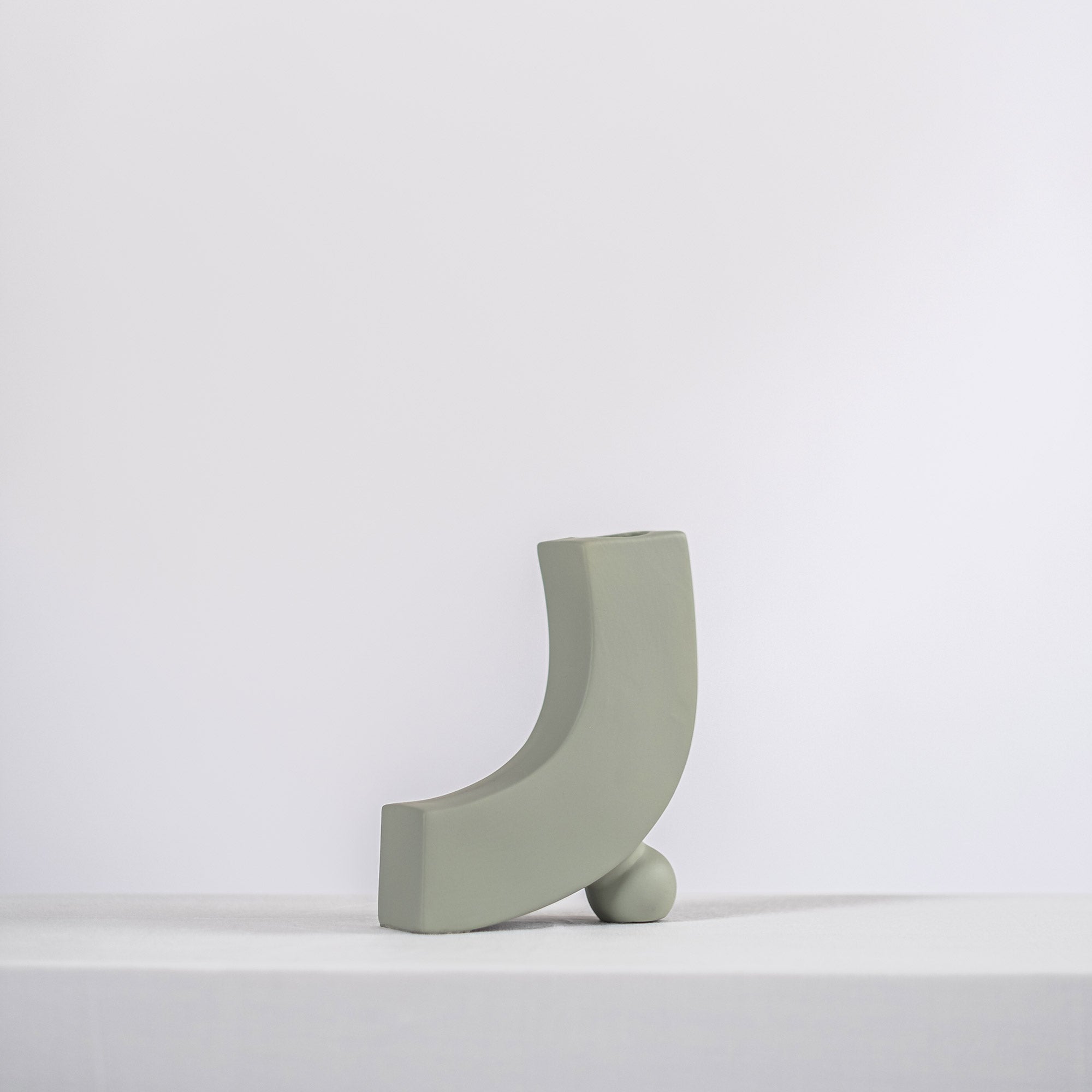 Blossom Ceramic Vase - Elegant Home Décor Statement Piece