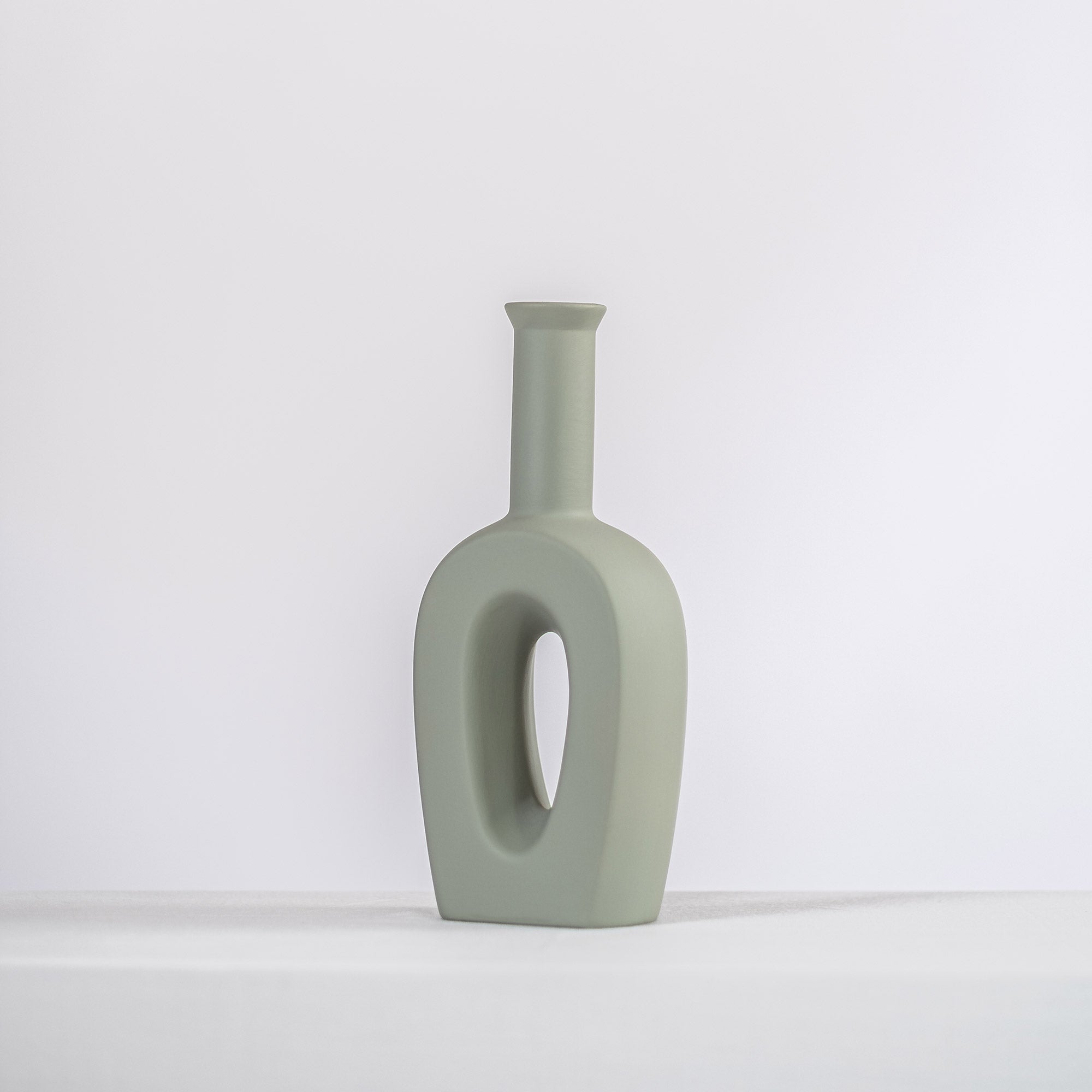 Tulip Modern Ceramic Vase - Timeless Home Décor
