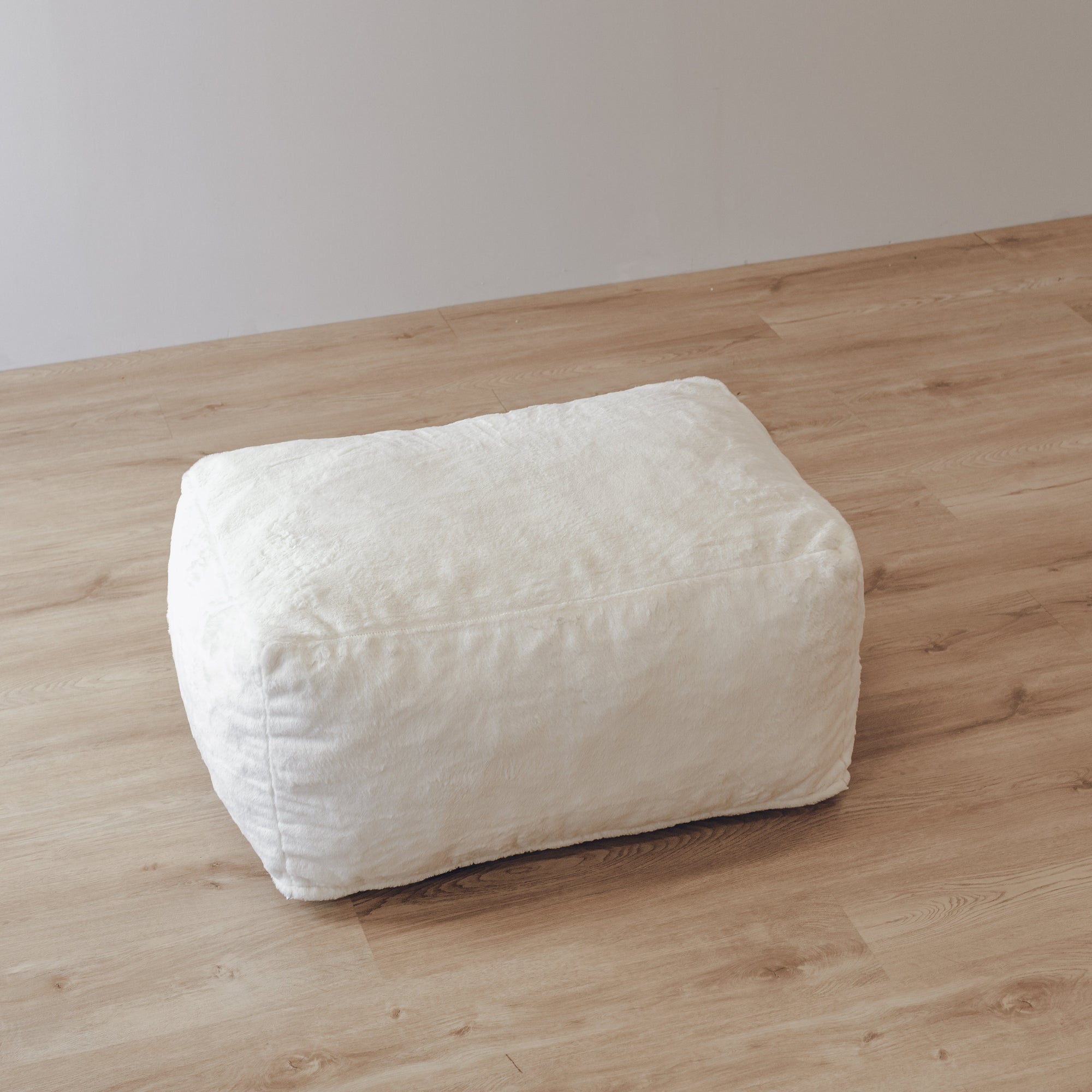 DreamPod® White Ottoman - Plush Comfort & Stylish Design