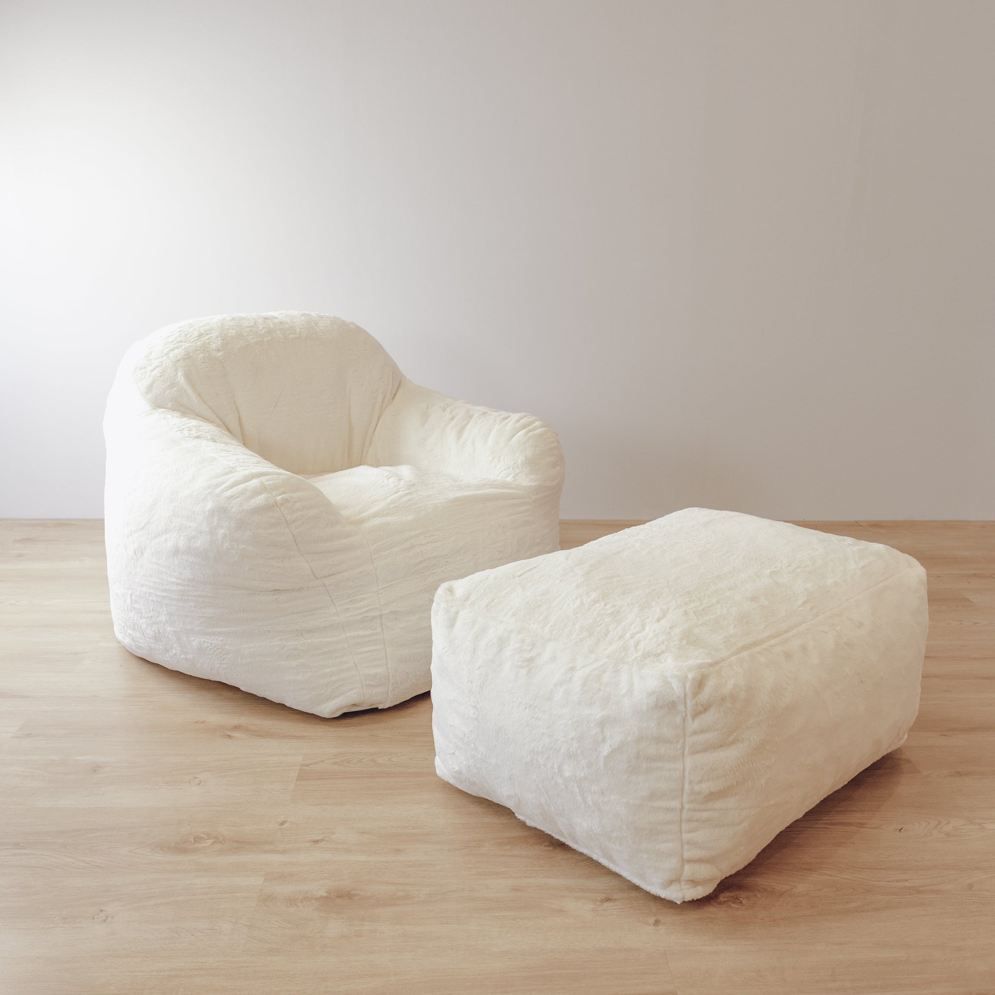 DreamPod® White Ottoman - Plush Comfort & Stylish Design