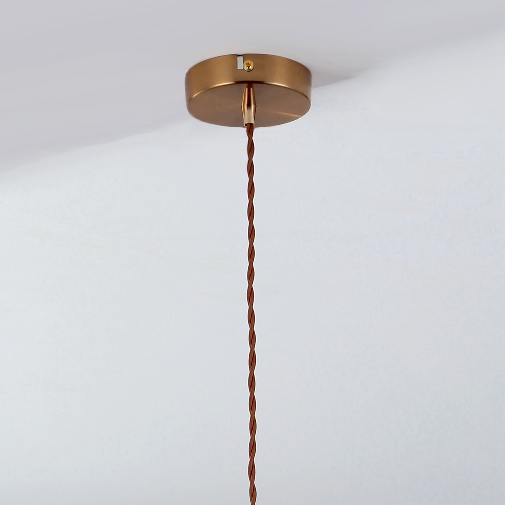 Jenna Vintage Scallop Edge Glass Pendant Light in Gold