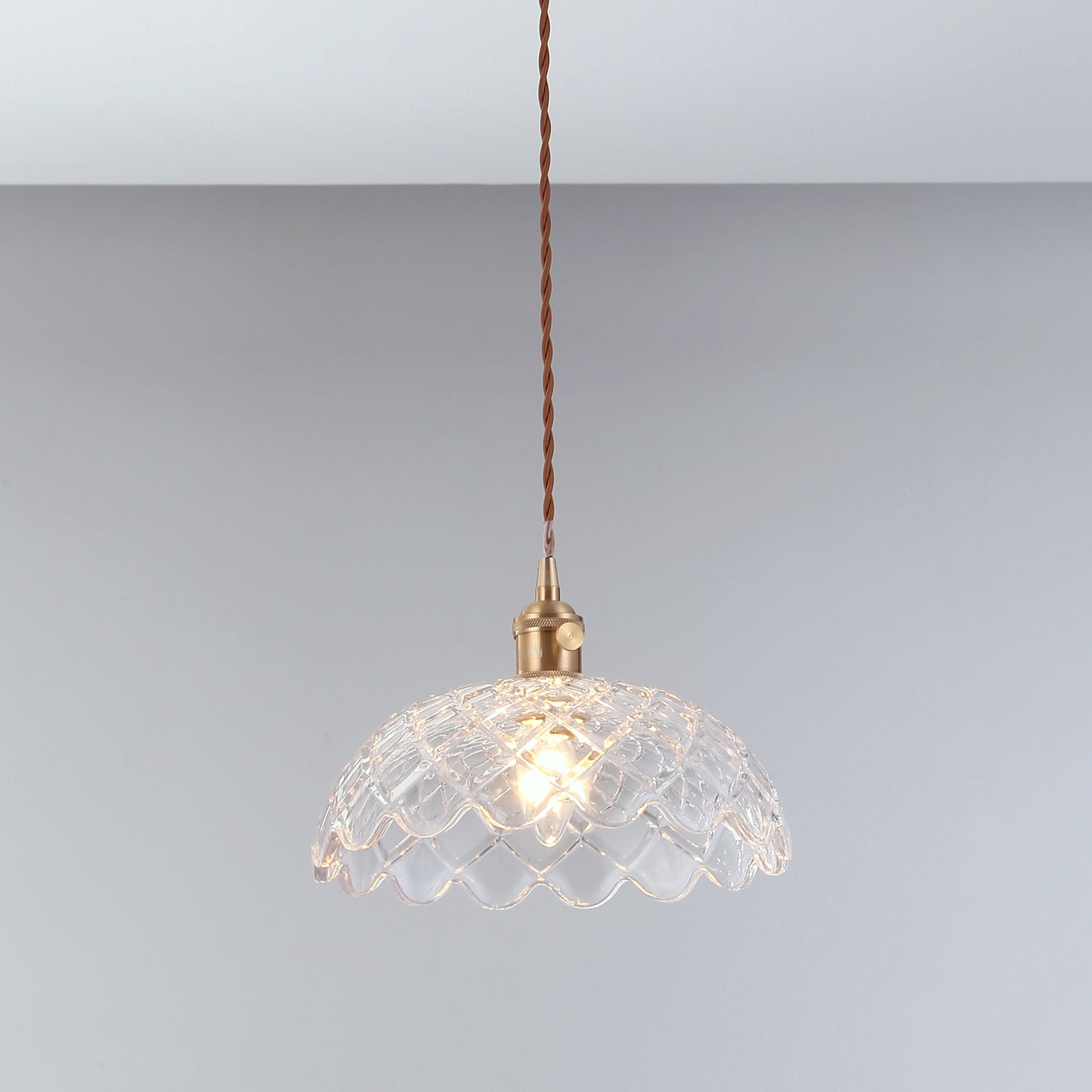 Isabel Vintage Scallop Edge Glass Pendant Light - Elegant Design