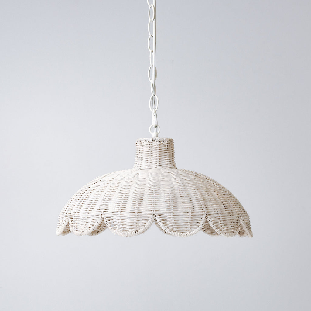 Alice Scallop Rattan Pendant Light - Elegant White Design