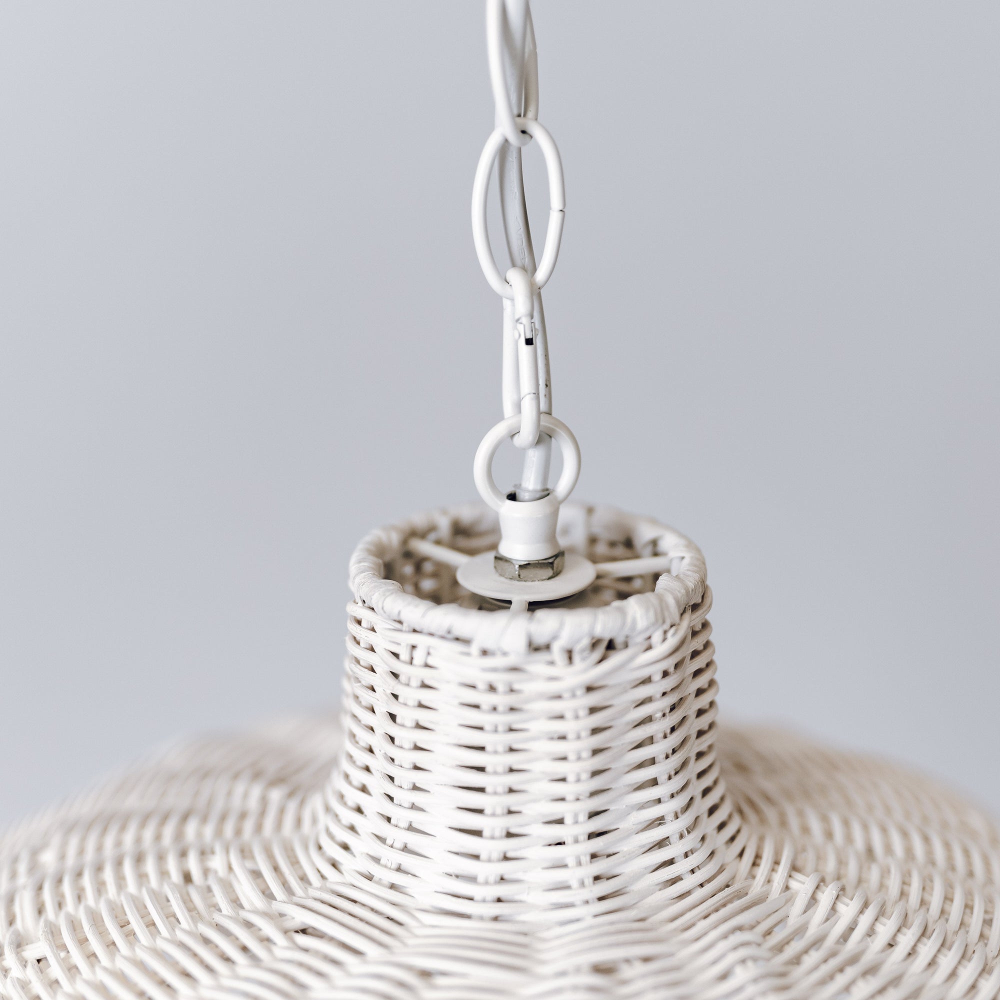 Alice Scallop Rattan Pendant Light - Elegant White Design