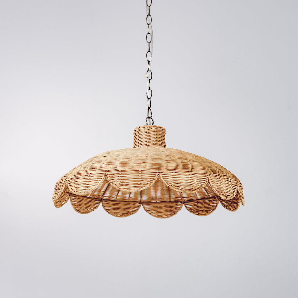 Alice Scallop Rattan Pendant Light – Natural Boho Charm