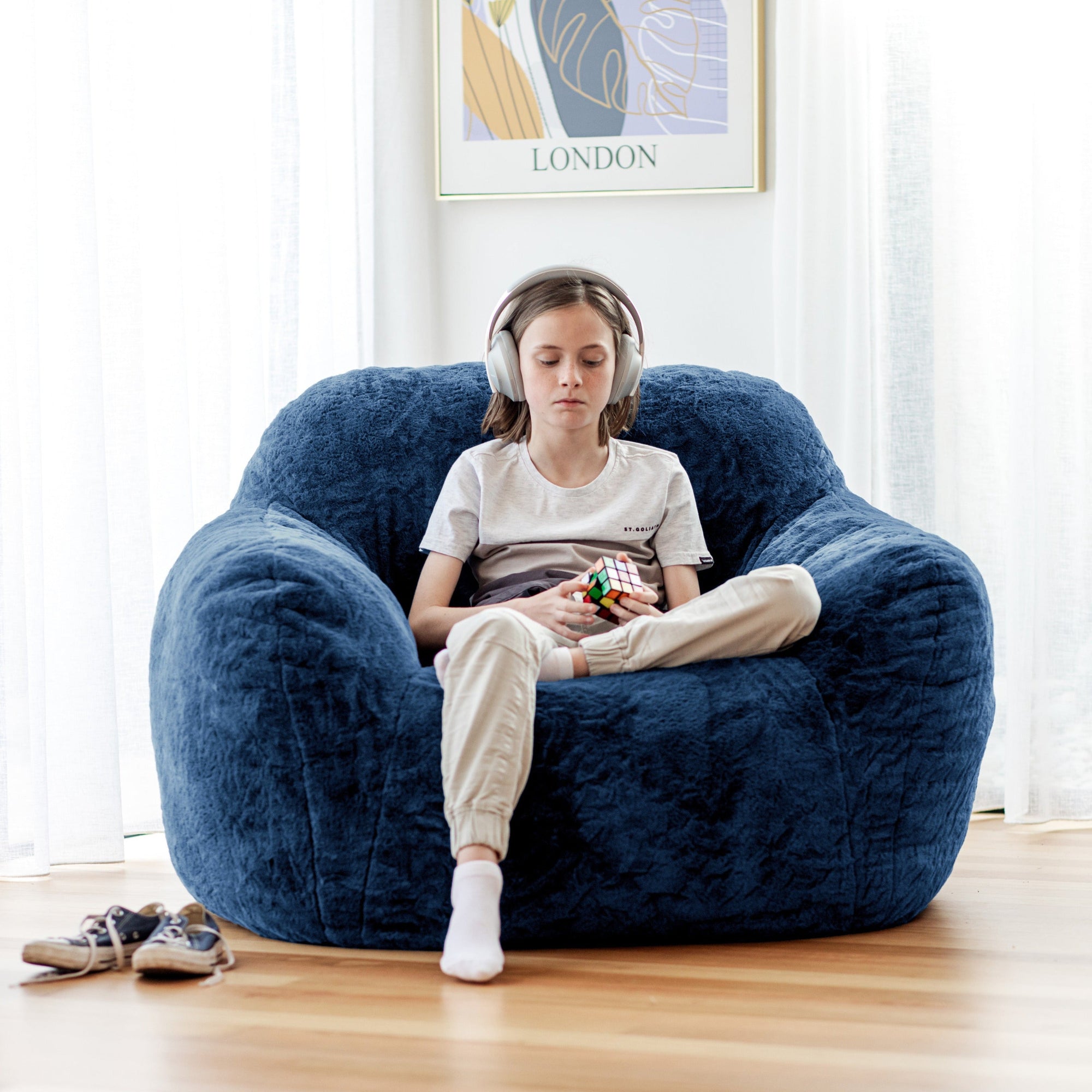 DreamPod® Navy Blue Chair – Comfort and Style Combined