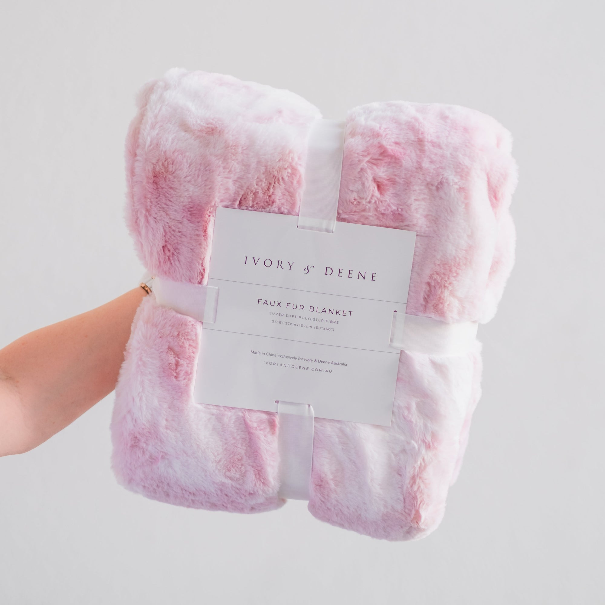 Luxurious Marble Pink Plush Fur Throw Blanket for Cozy Living