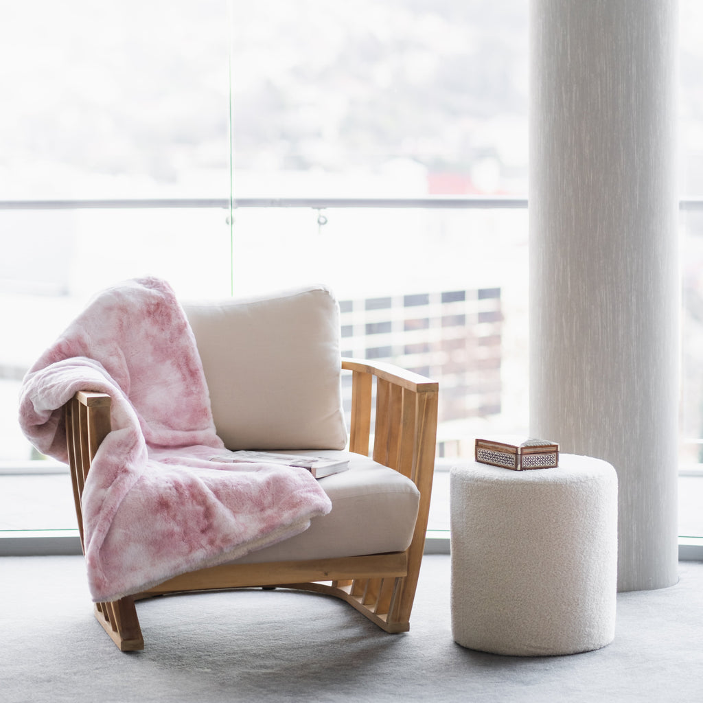 Luxurious Marble Pink Plush Fur Throw Blanket for Cozy Living