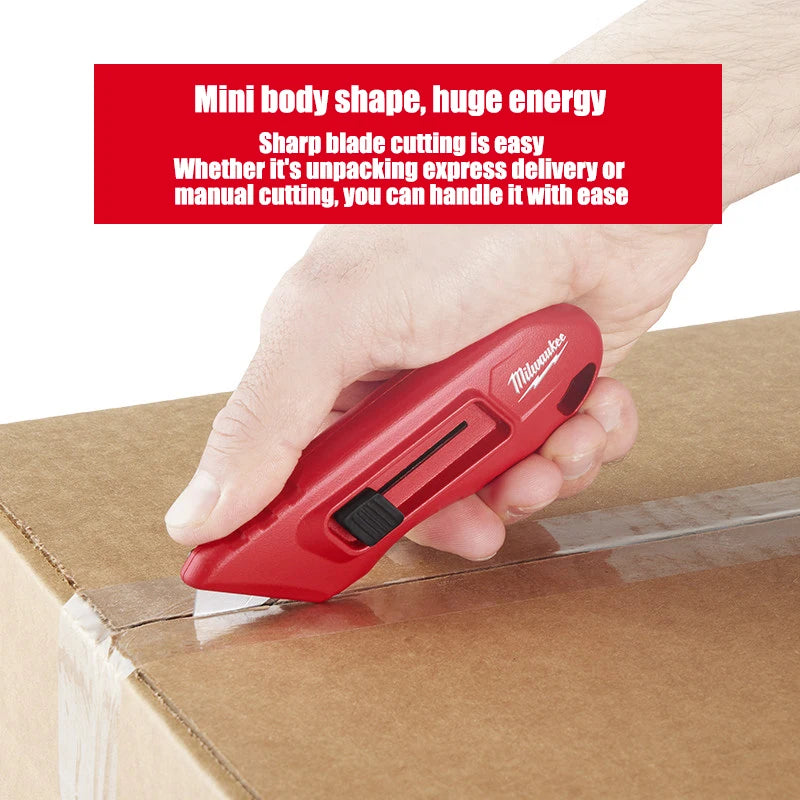 Milwaukee Compact Utility Knife - Versatile & Durable Cutting Tool