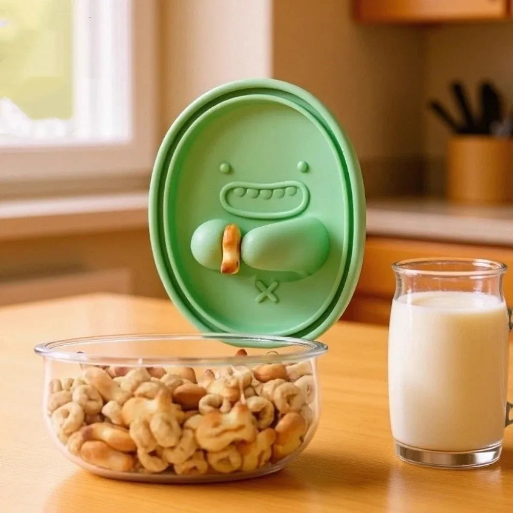 Reusable Silicone Snack Storage Box – Leak-Proof & Mess-Free Container