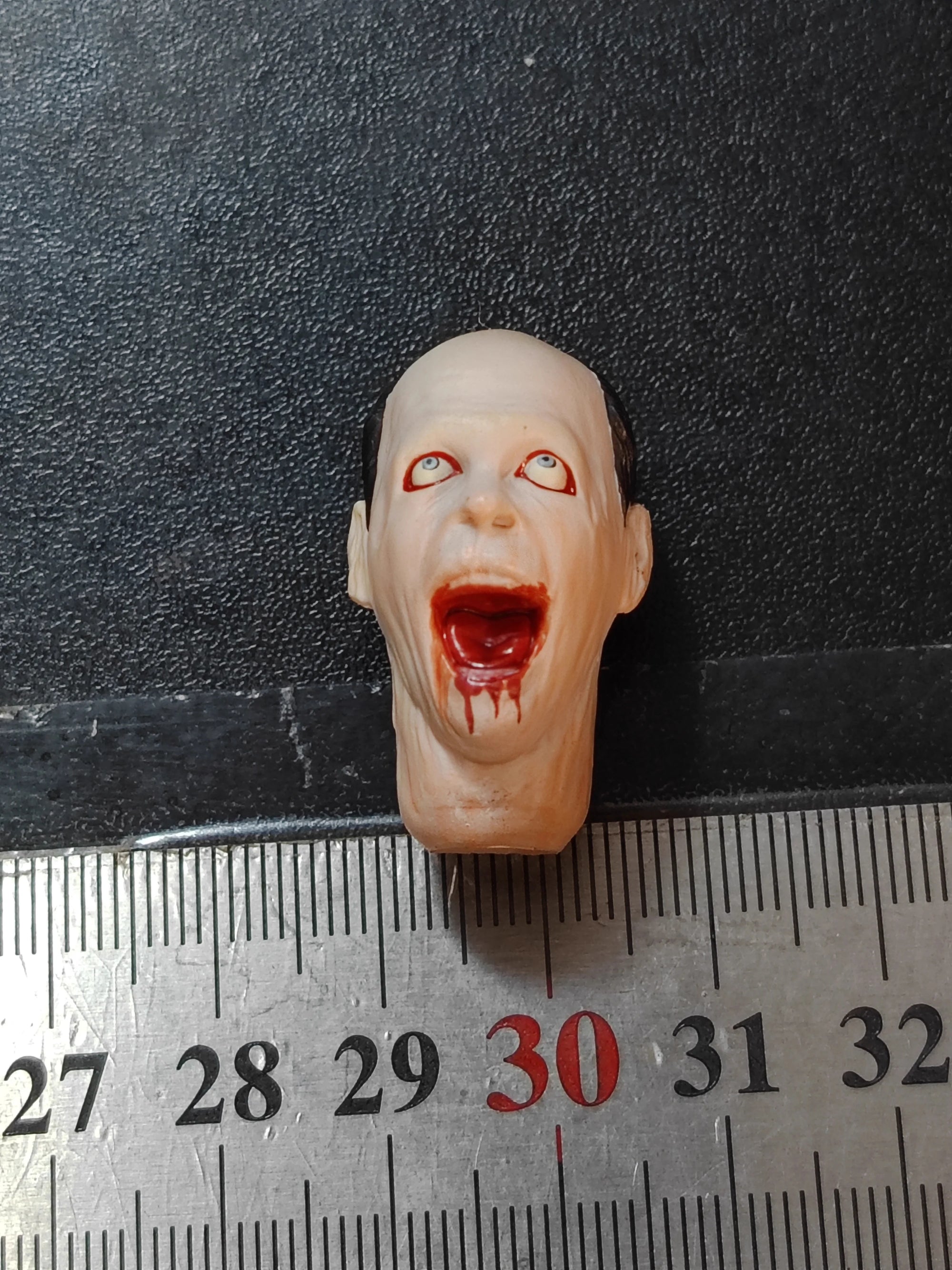 Deluxe Mezco ONE:12 Major Toht Action Figure Set - Raiders of the Lost Ark