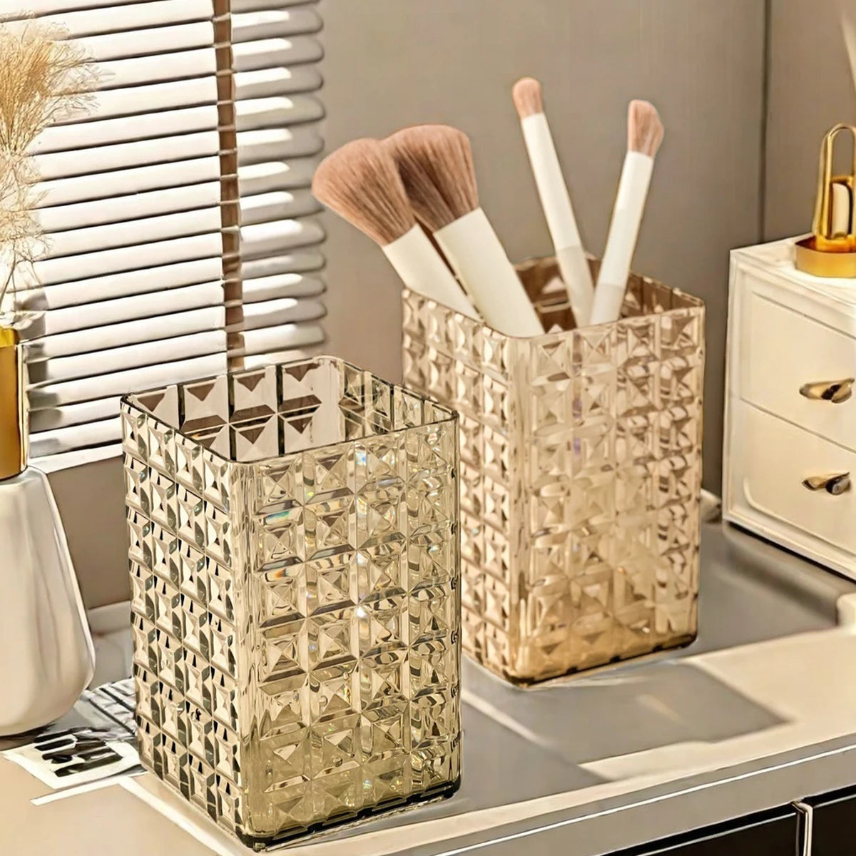 Clear Plastic Makeup Brush Holder - Stylish Organizer