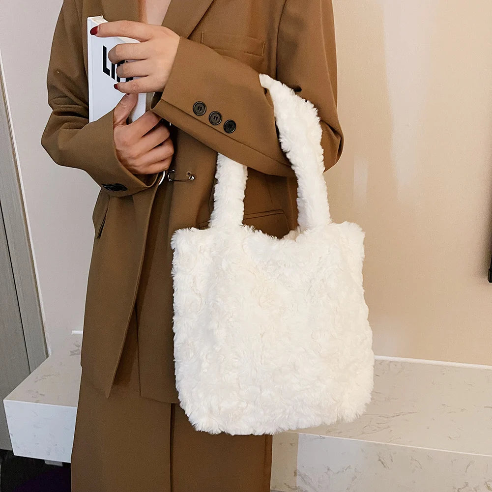 Fluffy Plush Women’s Clutch Handbag - Cozy Tote for Travel & Gifts
