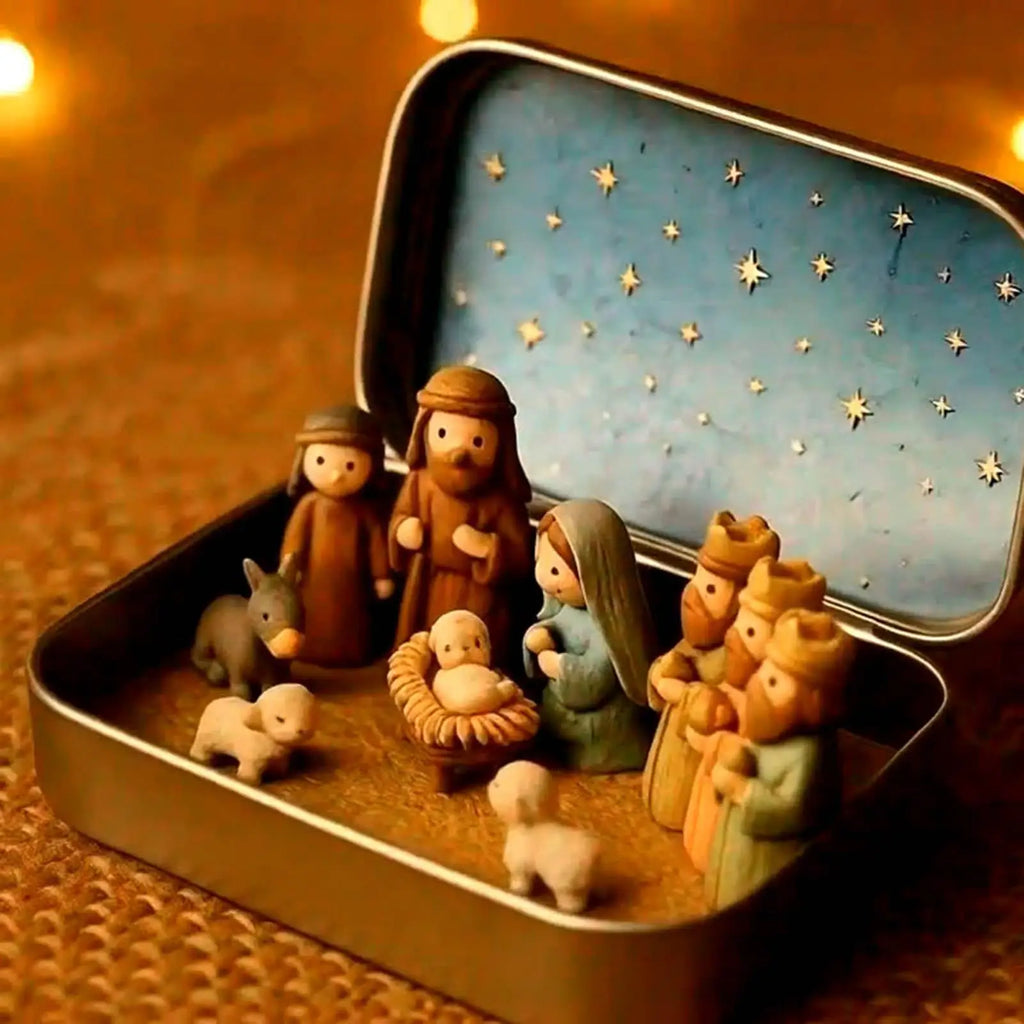 Compact Mini Nativity Set in Tin - Elegant Christmas Decor