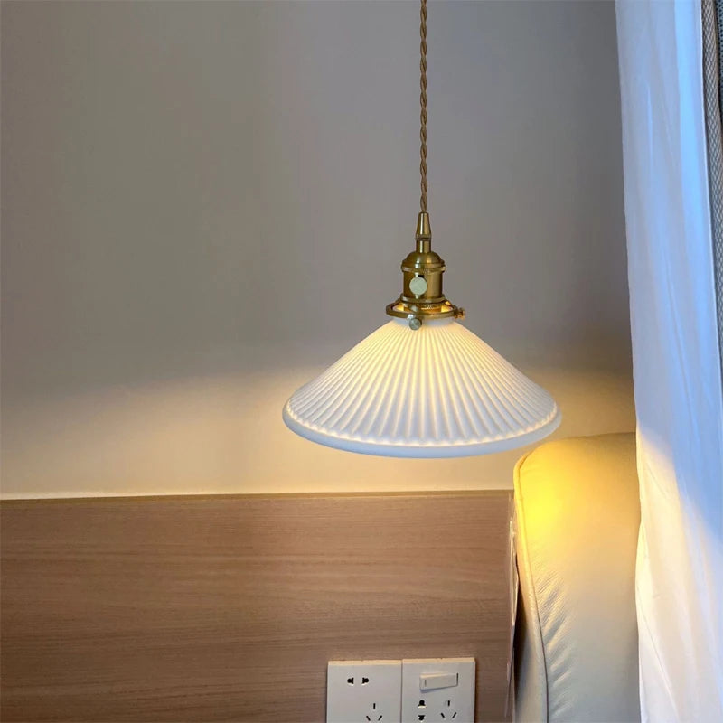 Elegant Ceramic Pendant Lamp for Dining & Living Spaces - Bronze Finish