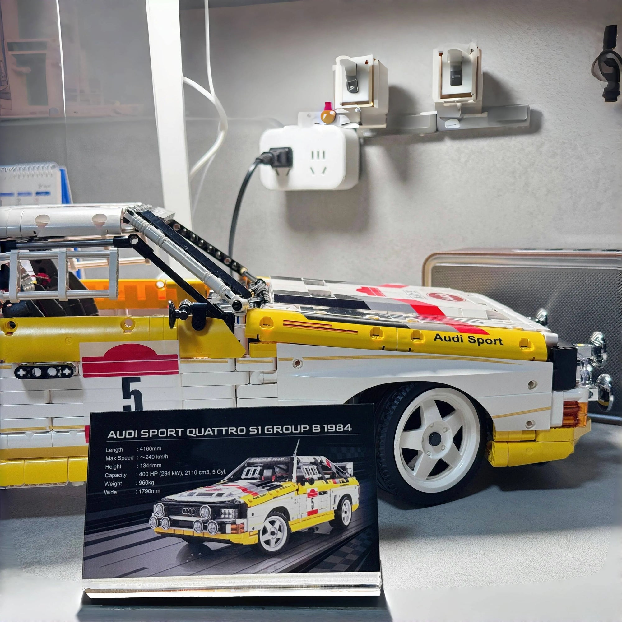 3887-Piece Retro Rally Car Building Blocks - Creative DIY Model Set