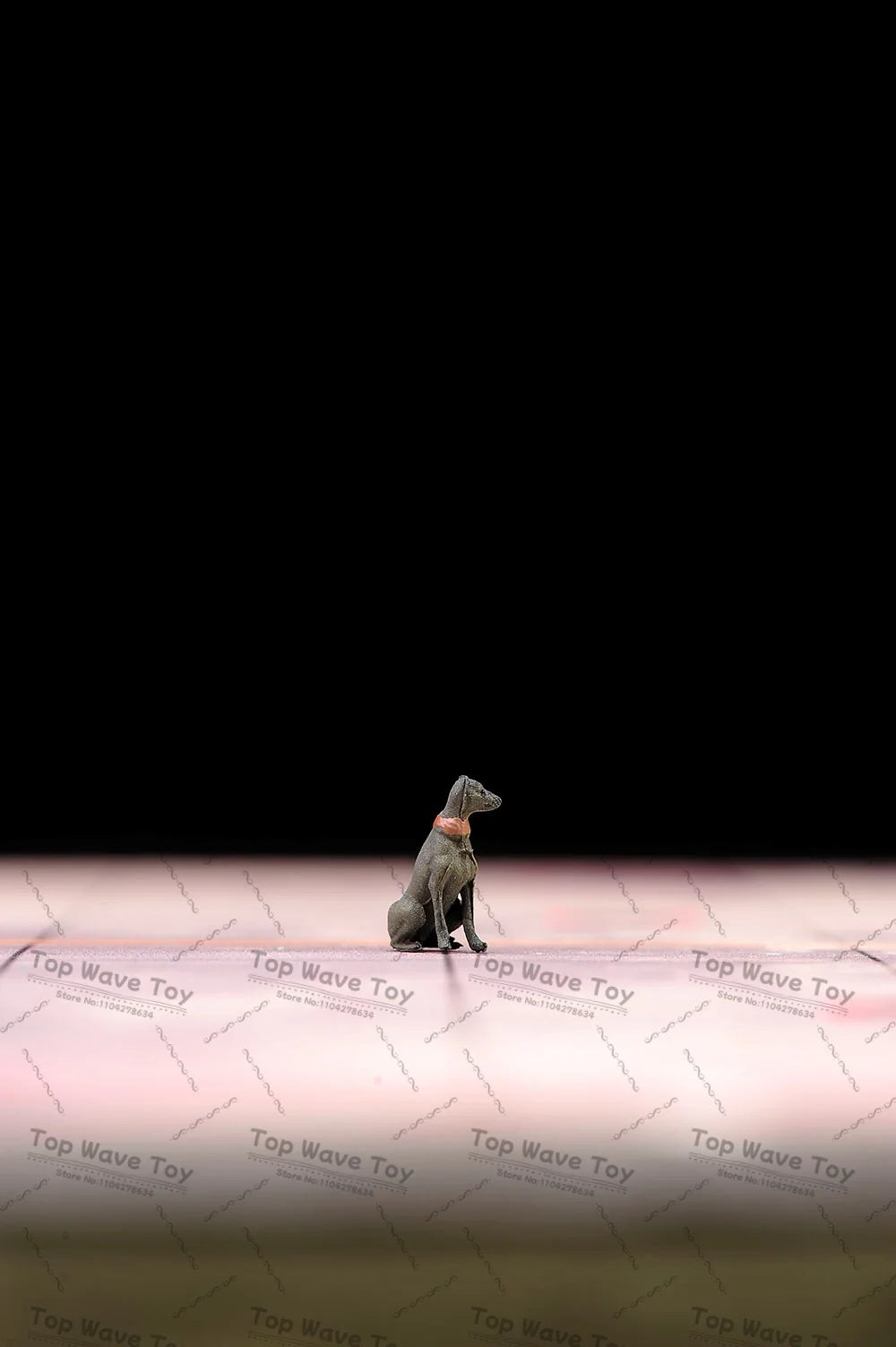 Creative Miniature Painted Figures for Car Model Photography