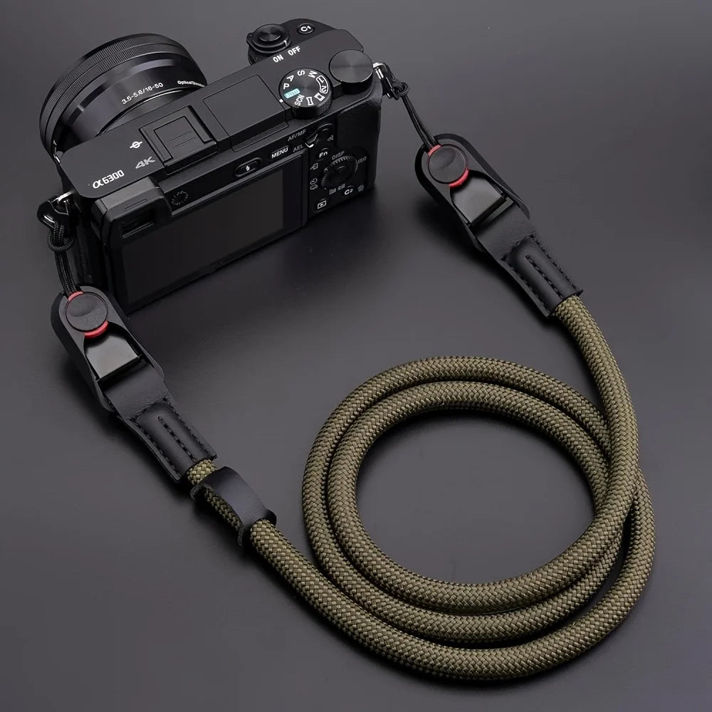 Adjustable Quick-Release Camera Strap for DSLR & Mirrorless Cameras