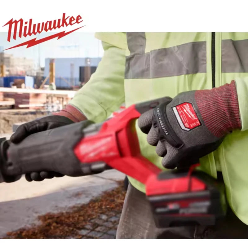 Milwaukee Anti-Vibration Cut Level 4 Nitrile Dipped Gloves - XL/L/M